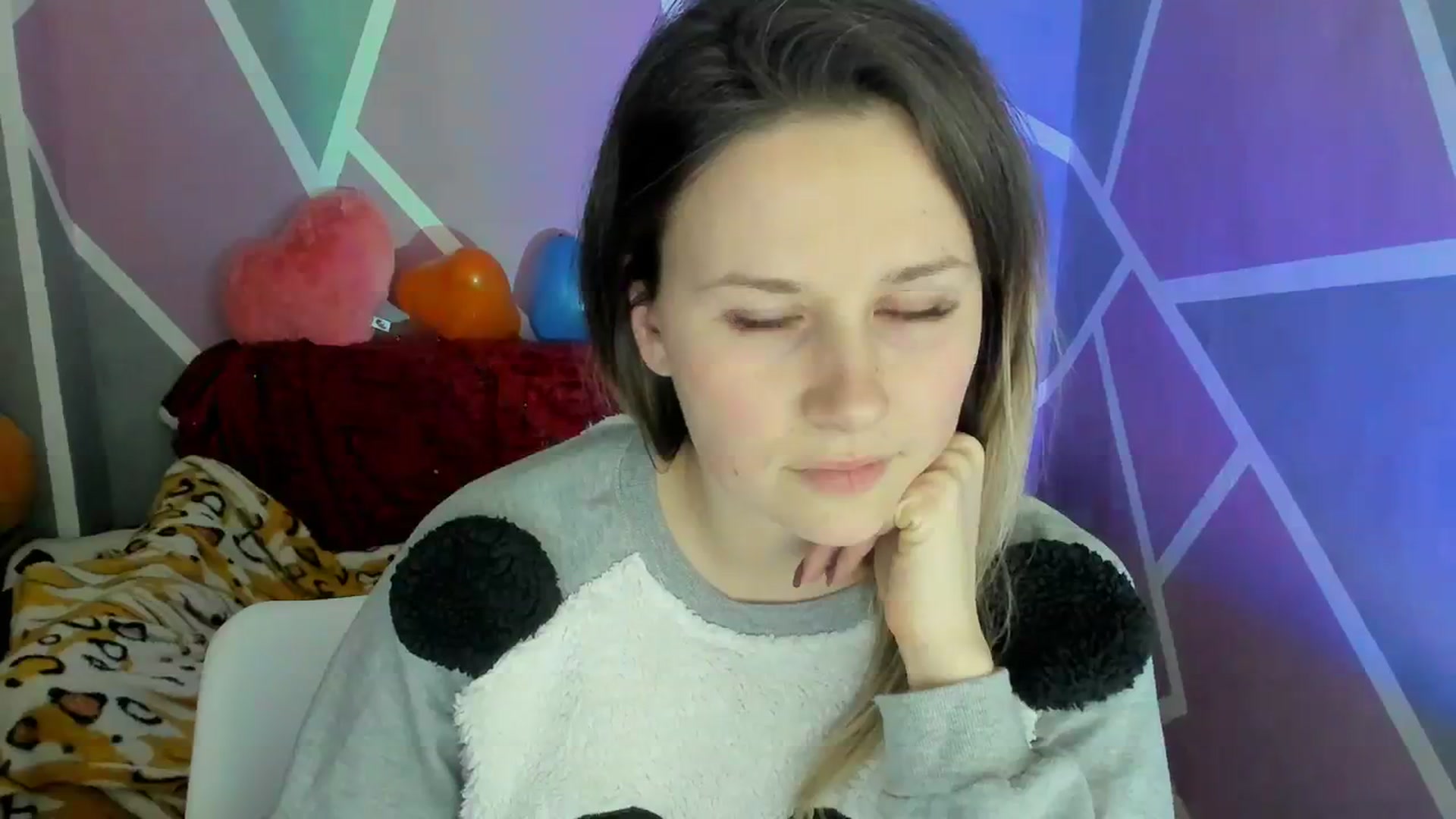 Gallery image thumbnail from Sexy_Ukr's myfreecams stream on, 03/11/2024, 20:06 image 15 of 20
