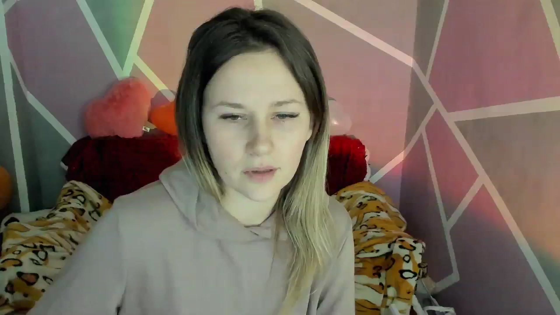 Gallery image thumbnail from Sexy_Ukr's myfreecams stream on, 03/12/2024, 17:22 image 17 of 20