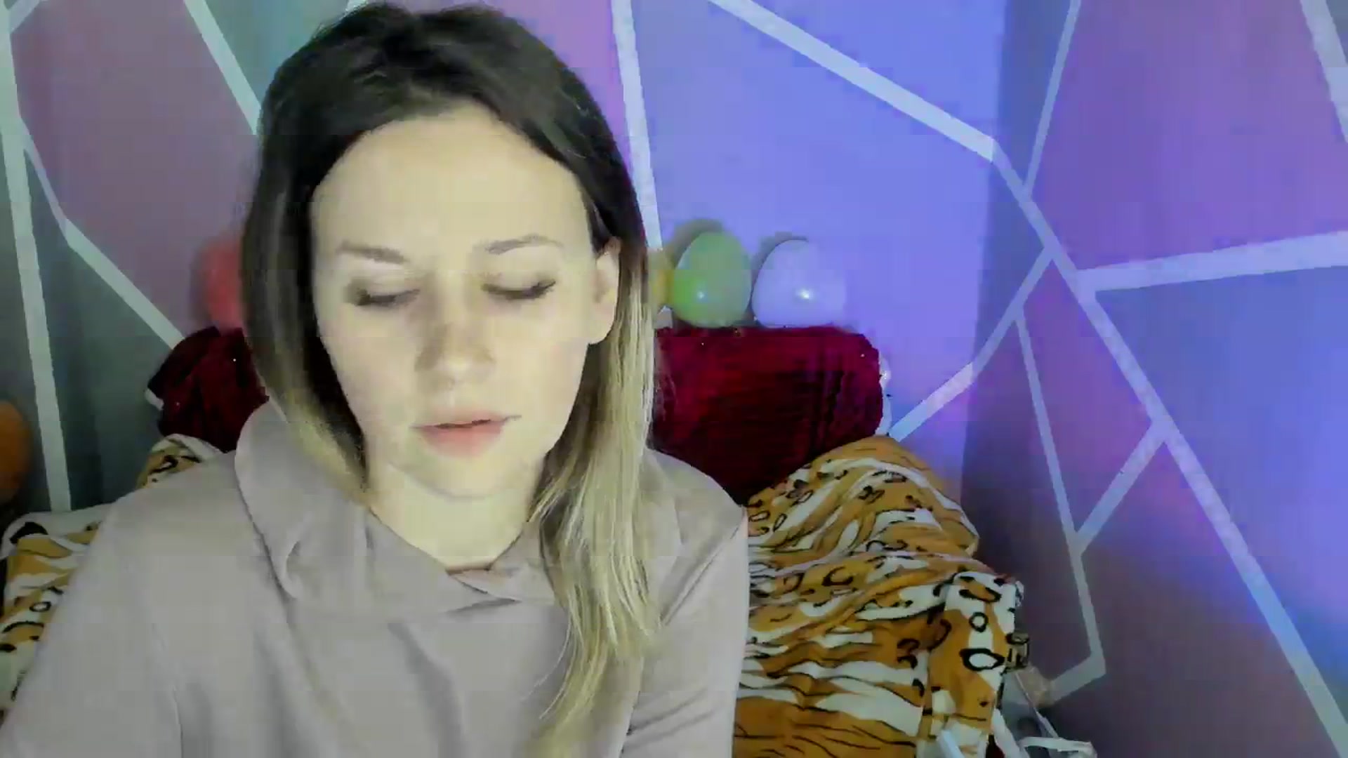 Gallery image thumbnail from Sexy_Ukr's myfreecams stream on, 03/12/2024, 17:22 image 2 of 20