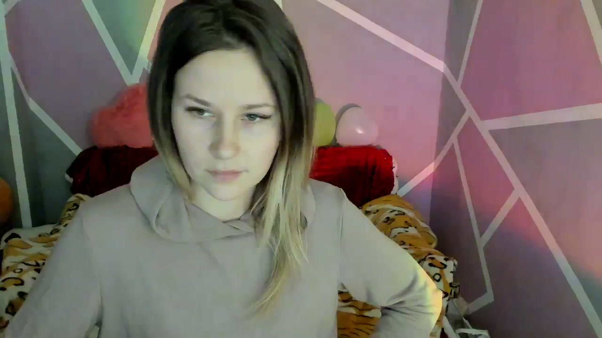 Gallery image thumbnail from Sexy_Ukr's myfreecams stream on, 03/12/2024, 17:22 image 8 of 20