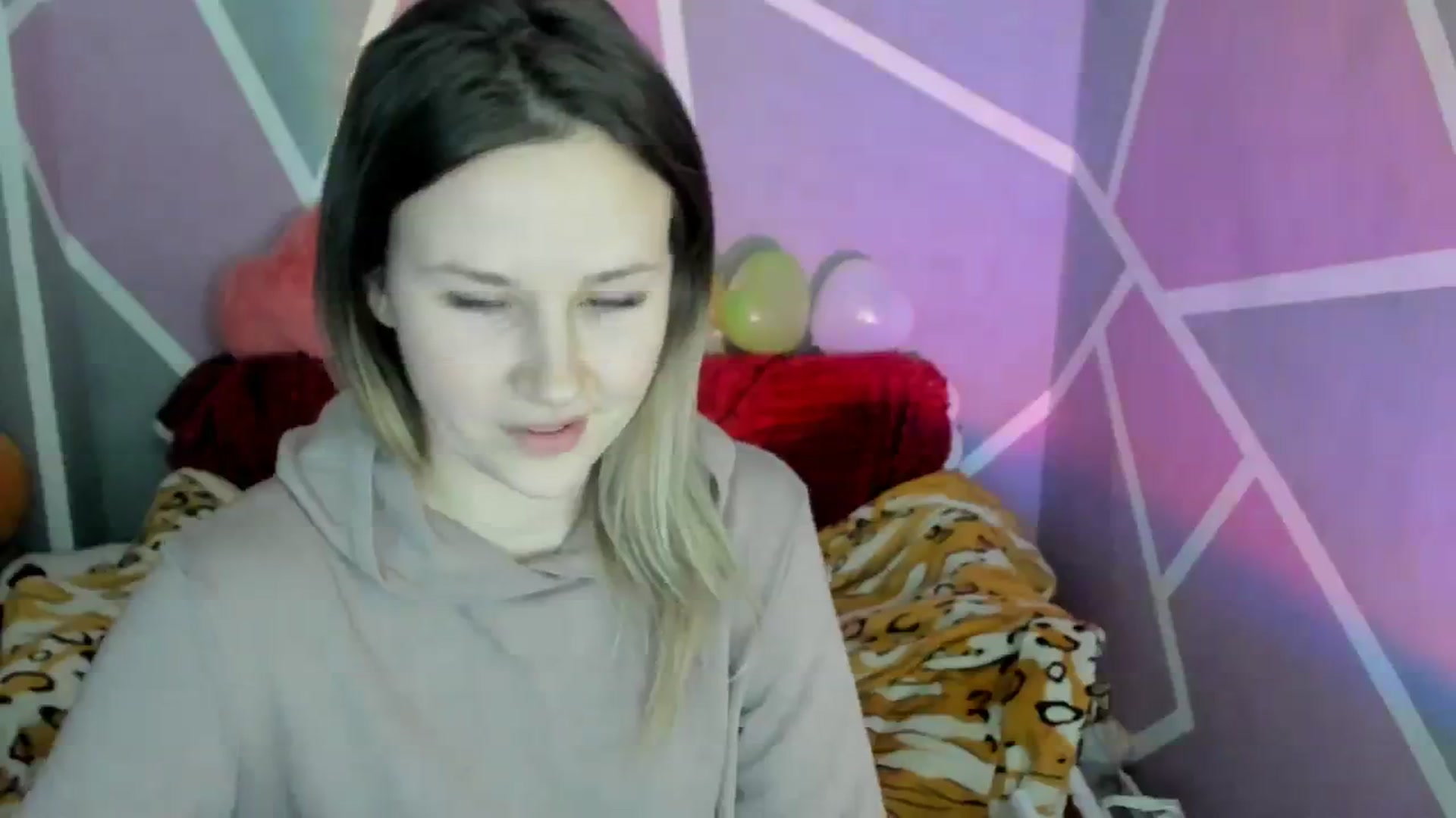 Gallery image thumbnail from Sexy_Ukr's myfreecams stream on, 03/12/2024, 17:22 image 11 of 20