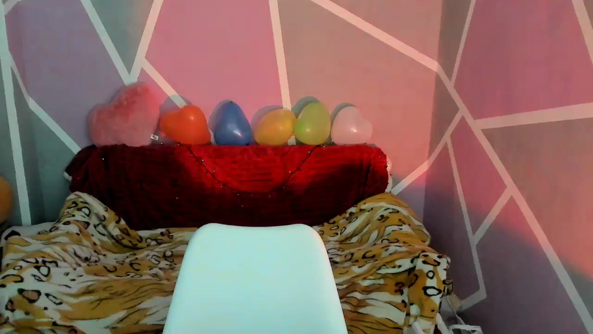 Gallery image thumbnail from Sexy_Ukr's myfreecams stream on, 03/12/2024, 19:06 image 2 of 20