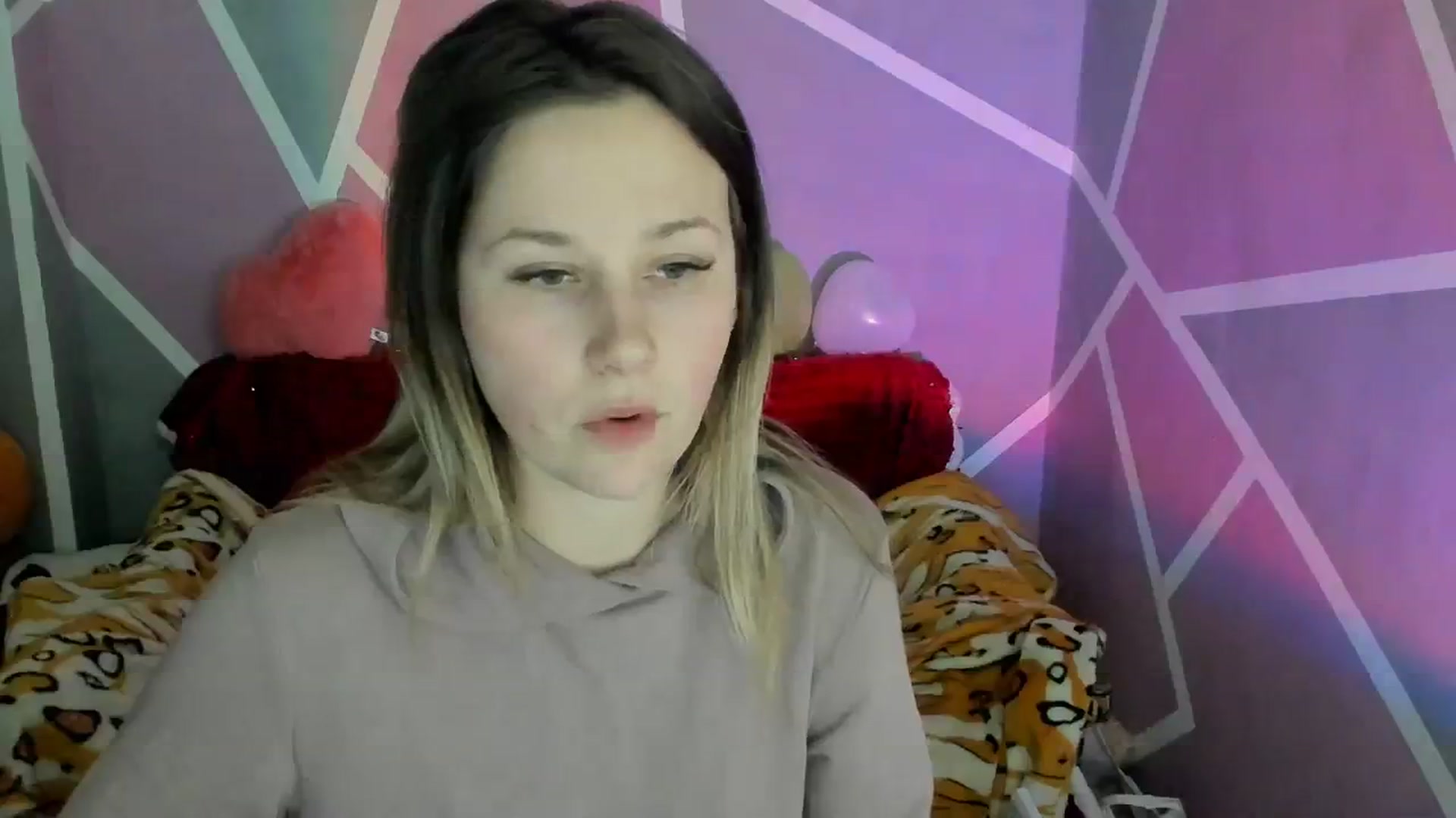 Gallery image thumbnail from Sexy_Ukr's myfreecams stream on, 03/12/2024, 19:06 image 9 of 20