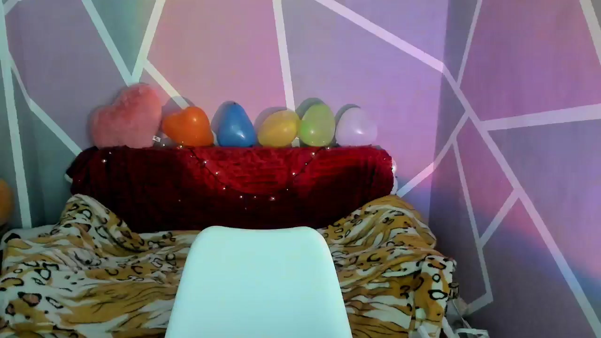 Gallery image thumbnail from Sexy_Ukr's myfreecams stream on, 03/12/2024, 19:06 image 1 of 20