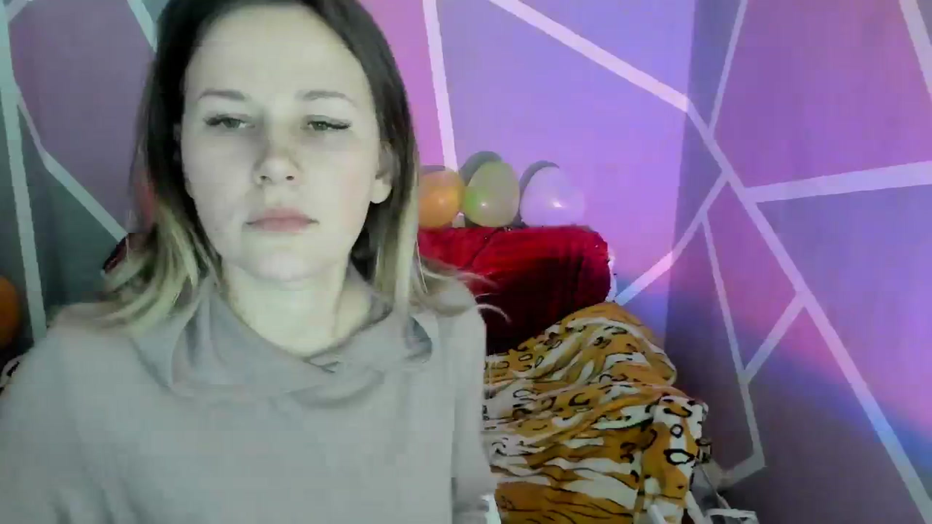 Gallery image thumbnail from Sexy_Ukr's myfreecams stream on, 03/12/2024, 19:06 image 4 of 20