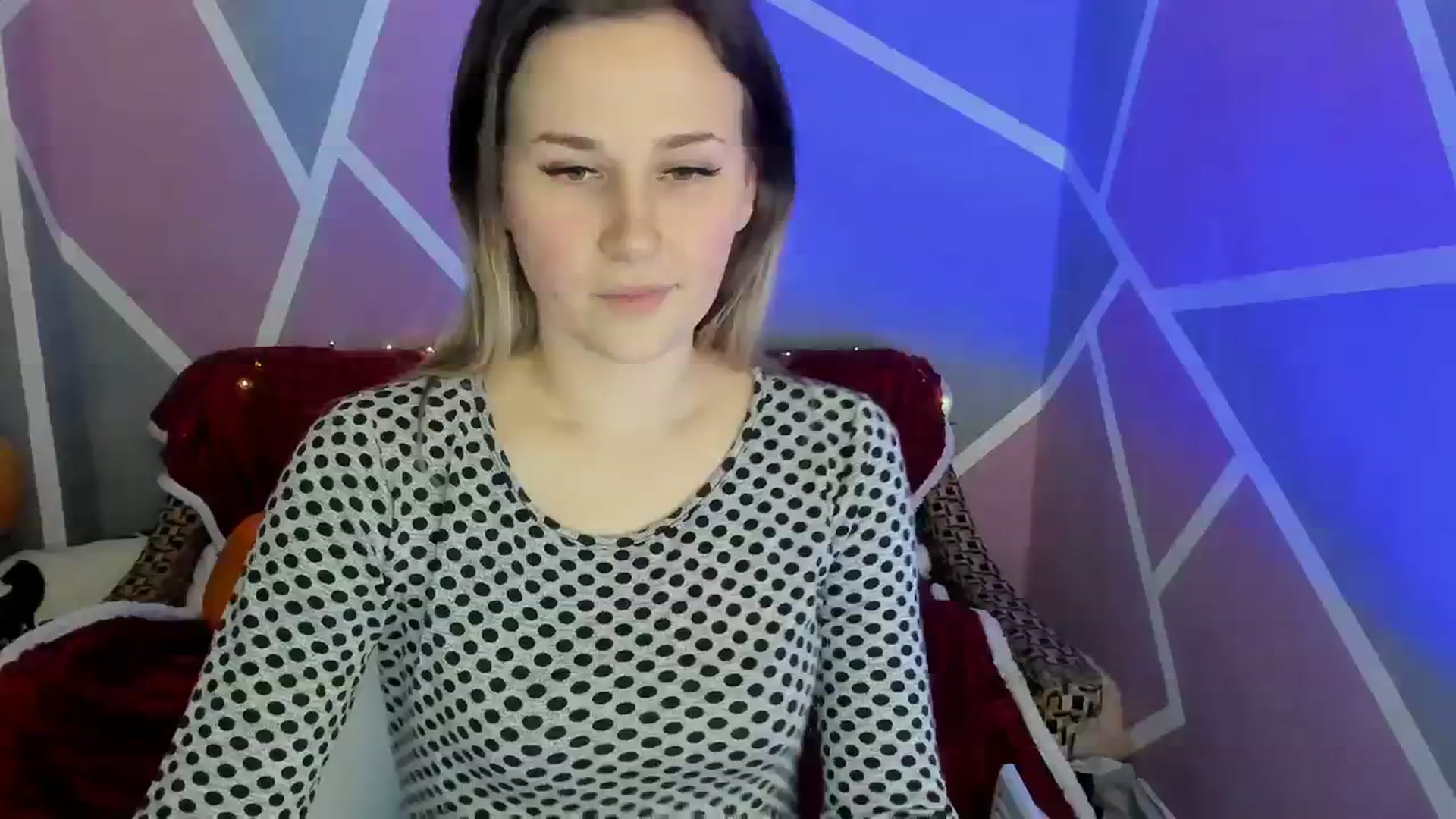 Gallery image thumbnail from Sexy_Ukr's myfreecams stream on, 03/17/2024, 18:07 image 14 of 20