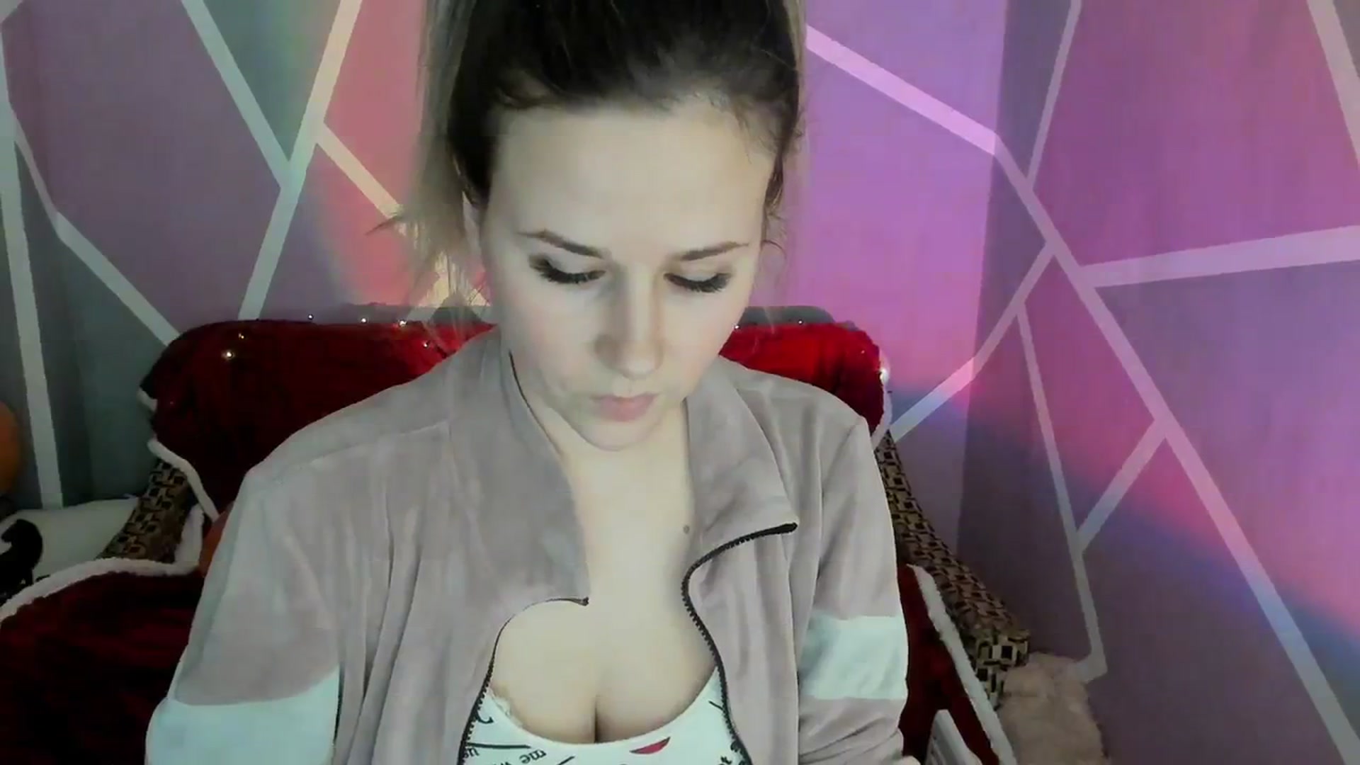 Gallery image thumbnail from Sexy_Ukr's myfreecams stream on, 03/18/2024, 19:08 image 5 of 20