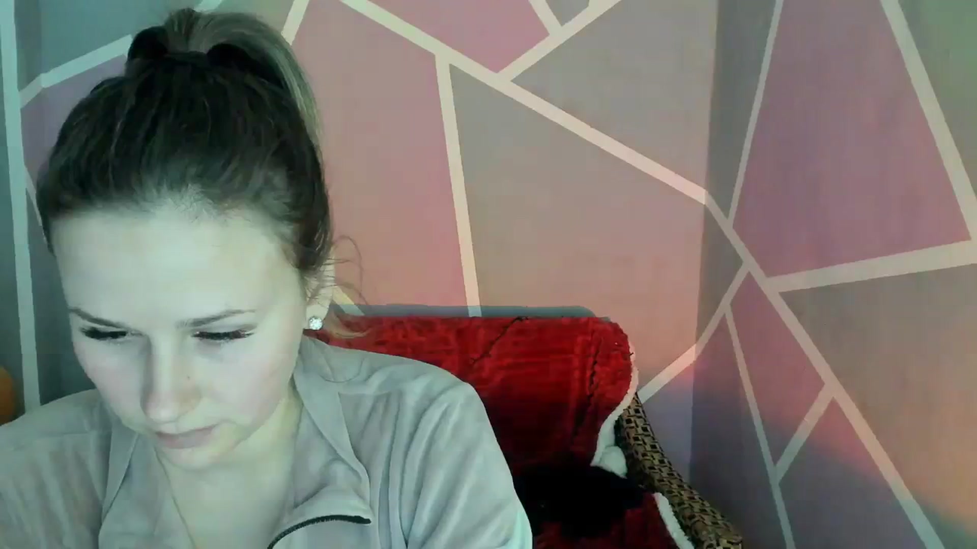 Gallery image thumbnail from Sexy_Ukr's myfreecams stream on, 04/01/2024, 18:17 image 5 of 20