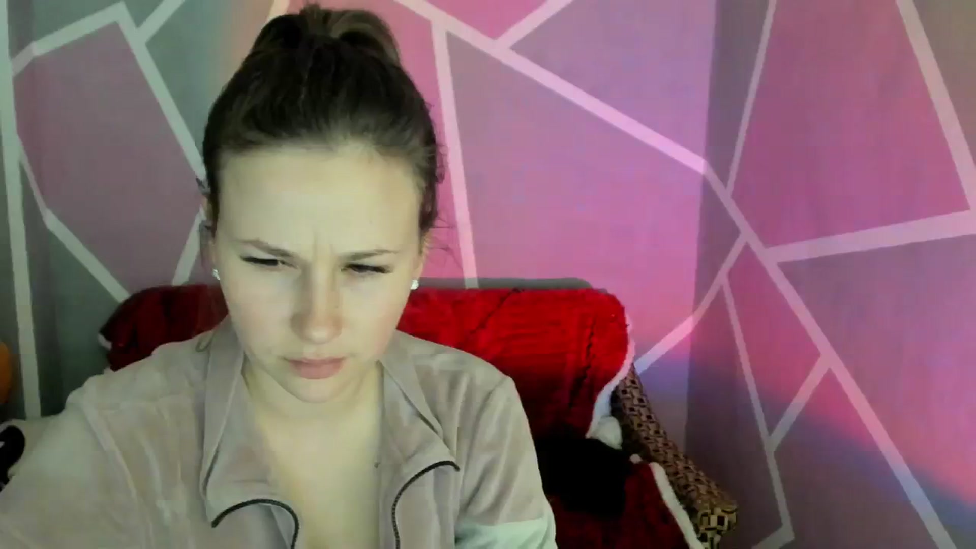 Gallery image thumbnail from Sexy_Ukr's myfreecams stream on, 04/01/2024, 18:17 image 7 of 20