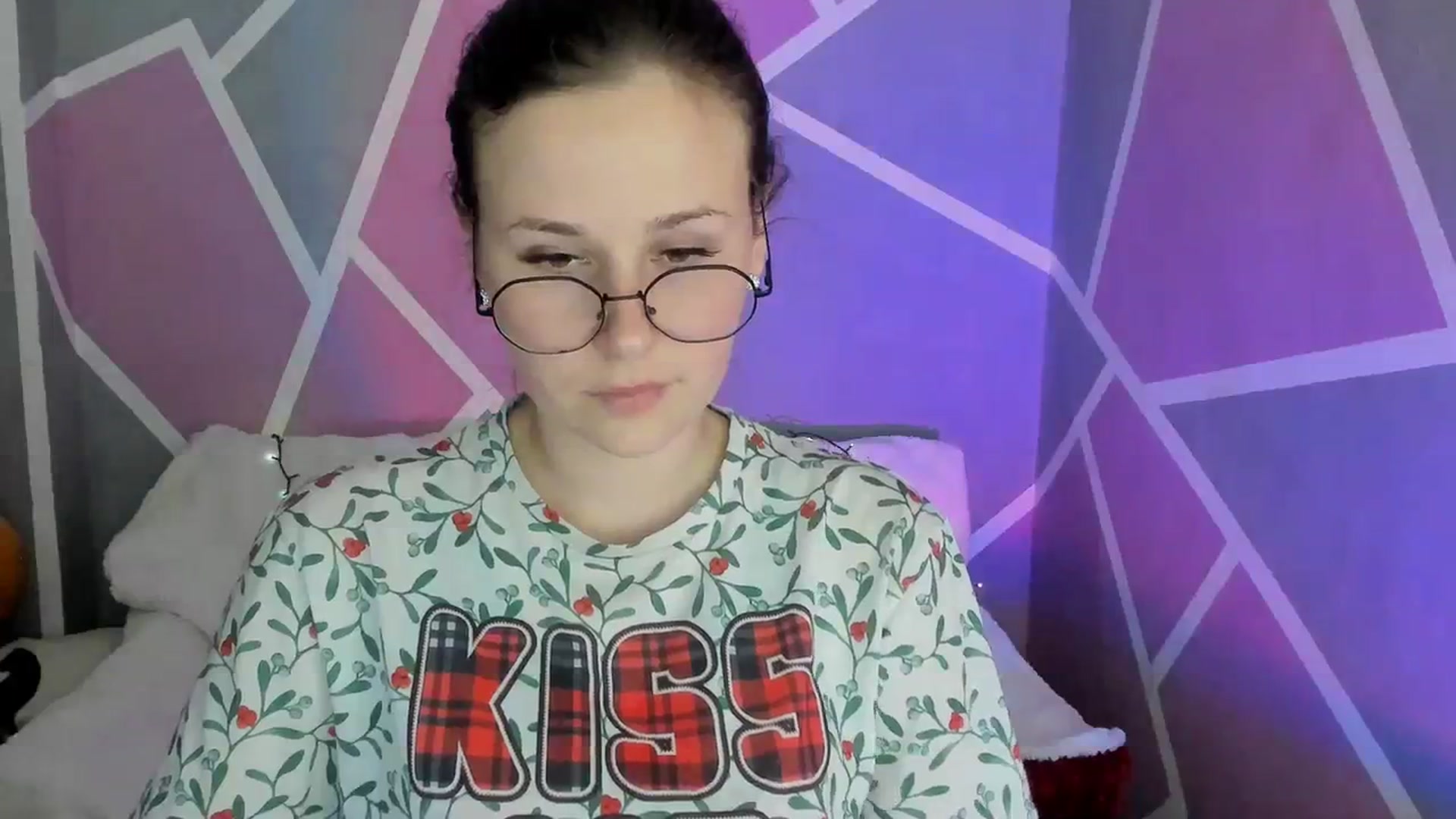 Gallery image thumbnail from Sexy_Ukr's myfreecams stream on, 04/06/2024, 16:07 image 14 of 20
