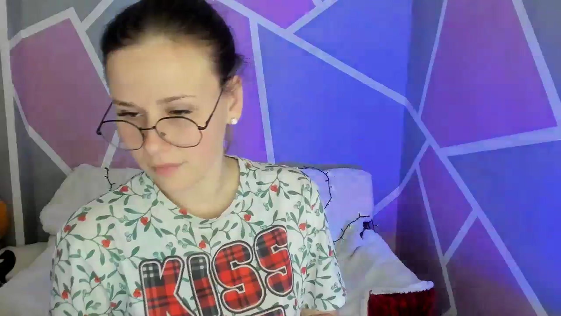 Gallery image thumbnail from Sexy_Ukr's myfreecams stream on, 04/06/2024, 16:07 image 7 of 20