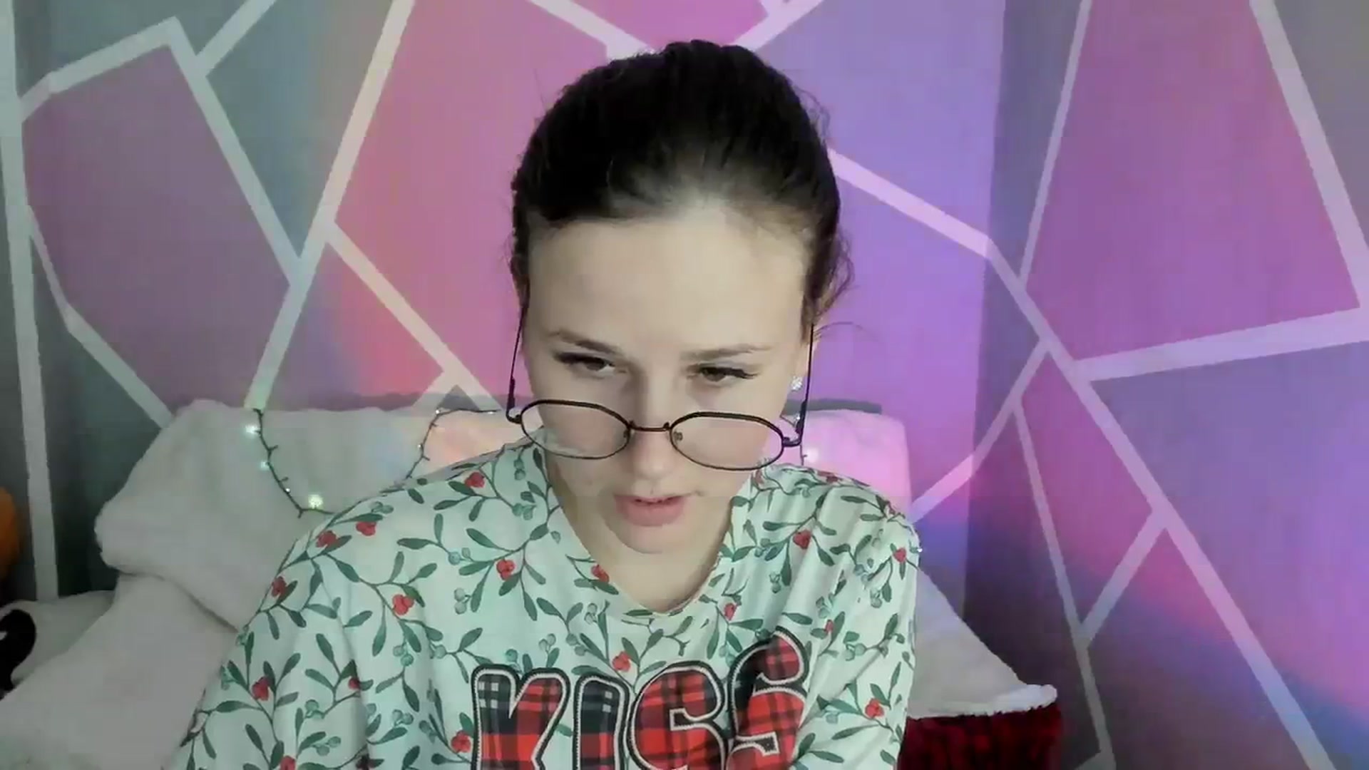 Gallery image thumbnail from Sexy_Ukr's myfreecams stream on, 04/06/2024, 16:07 image 15 of 20