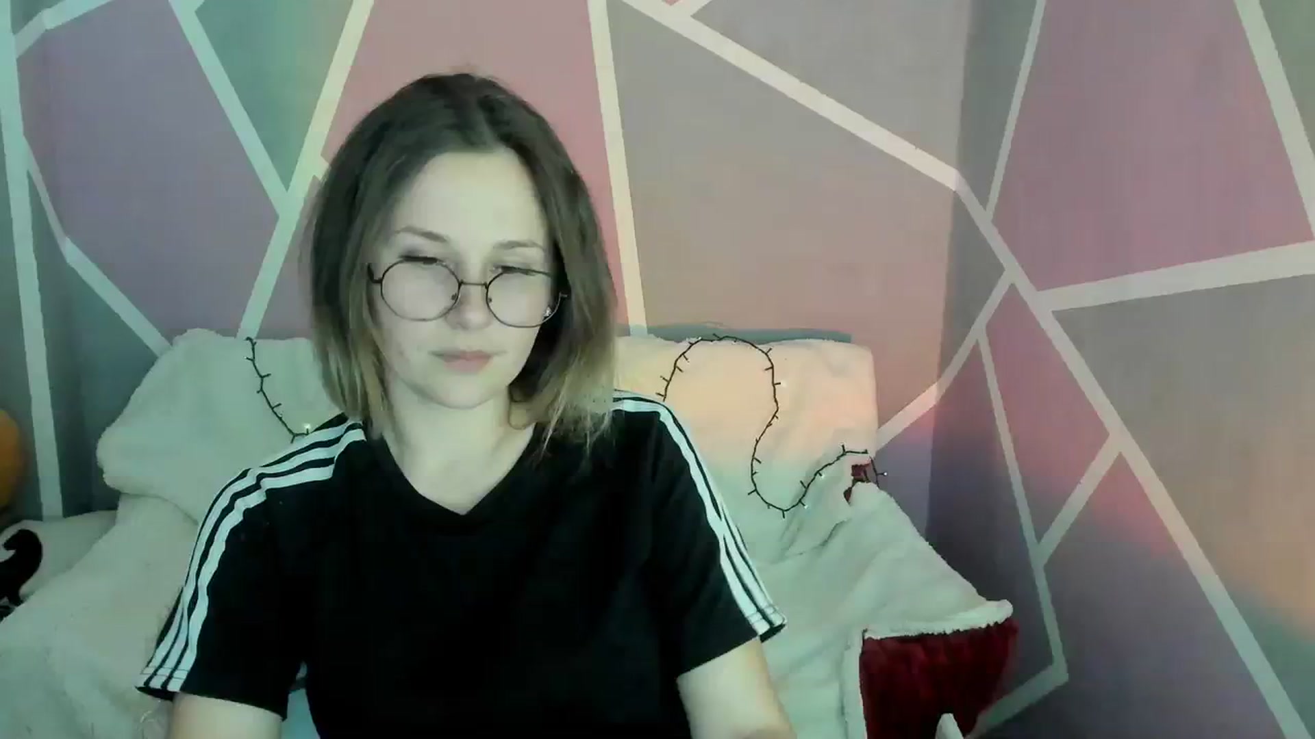 Gallery image thumbnail from Sexy_Ukr's myfreecams stream on, 04/08/2024, 18:13 image 7 of 20