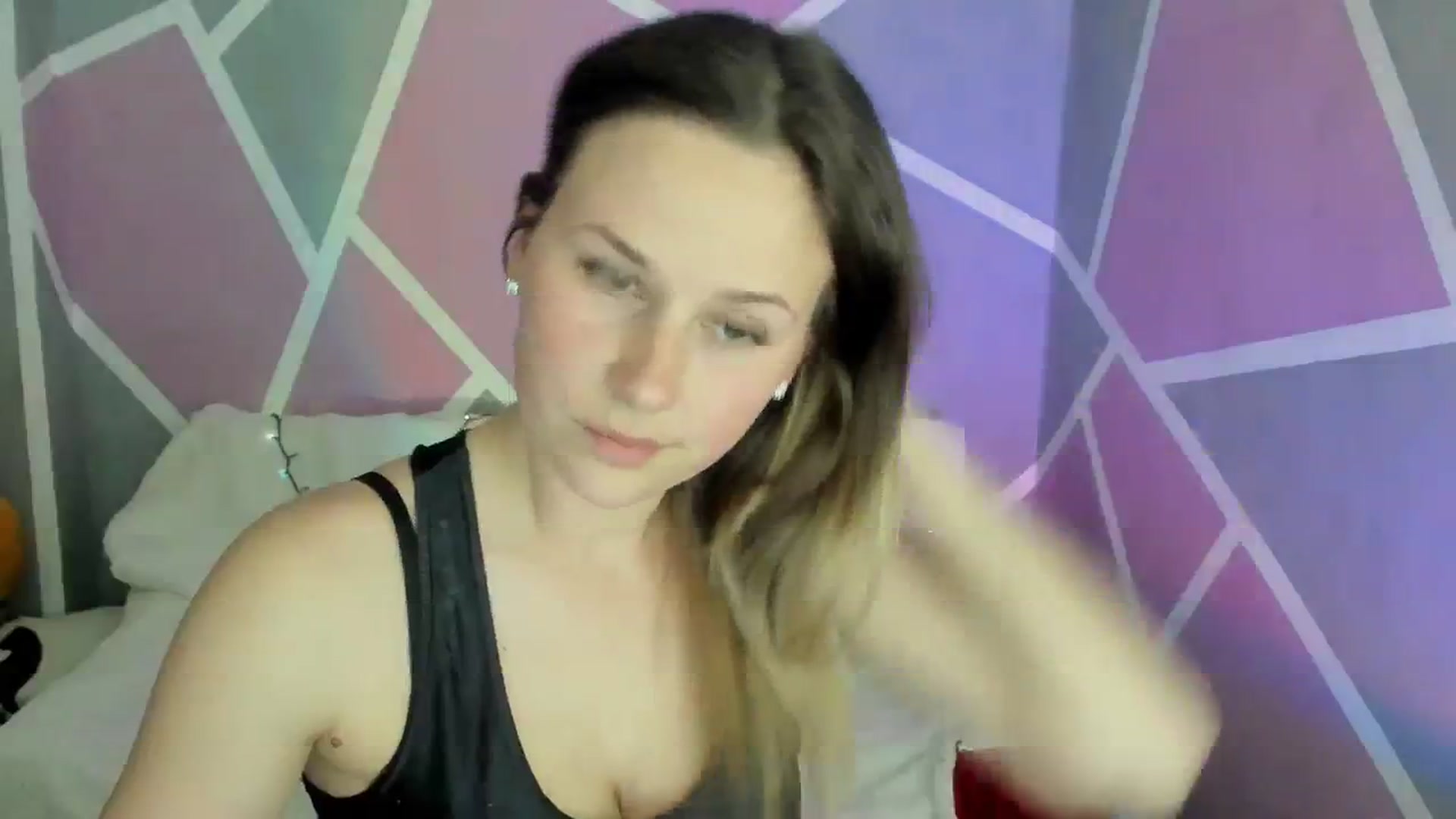Gallery image thumbnail from Sexy_Ukr's myfreecams stream on, 04/09/2024, 18:49 image 14 of 20