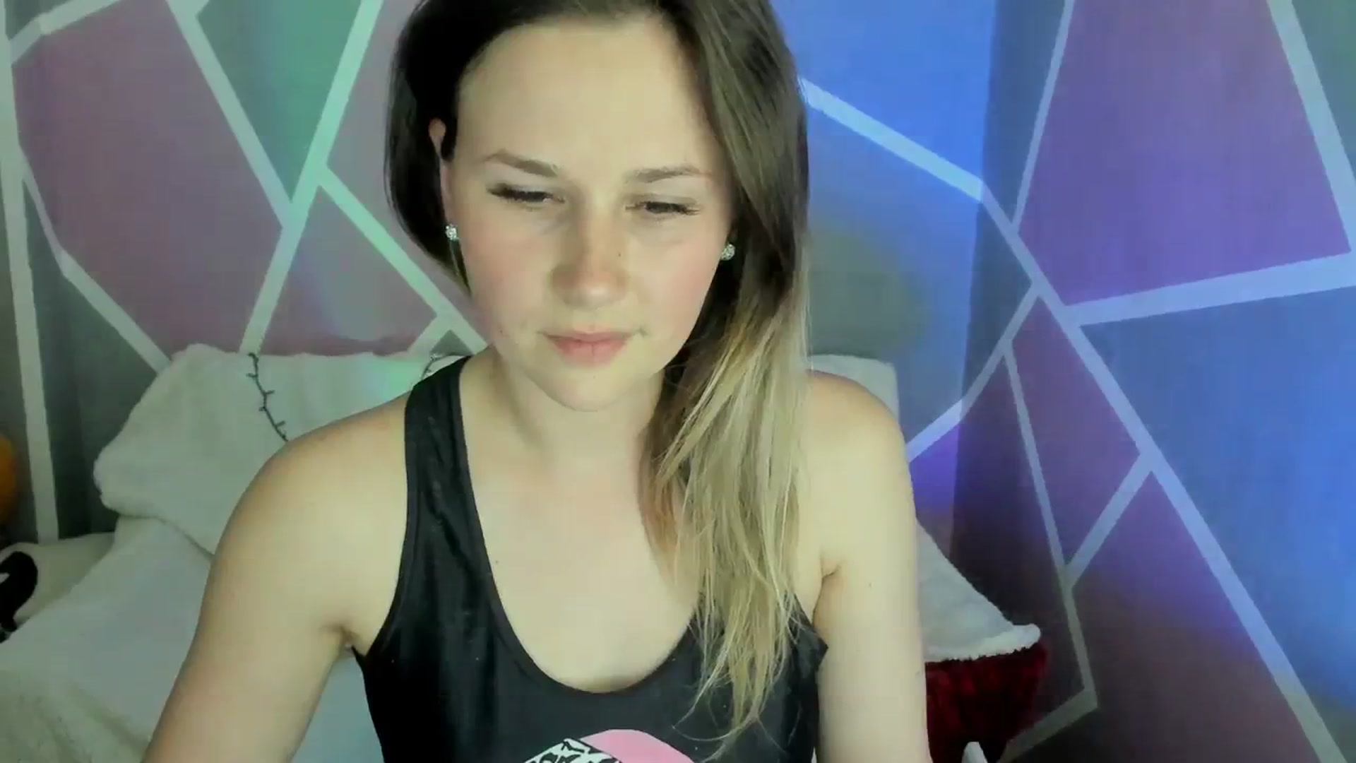 Gallery image thumbnail from Sexy_Ukr's myfreecams stream on, 04/09/2024, 18:49 image 18 of 20