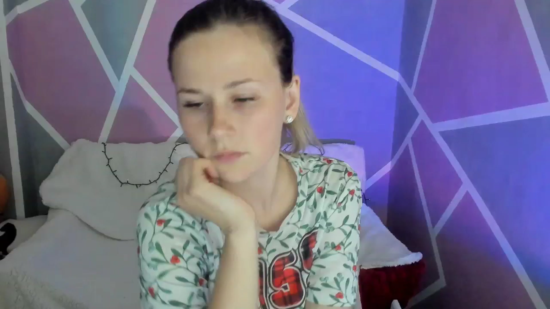 Gallery image thumbnail from Sexy_Ukr's myfreecams stream on, 04/11/2024, 15:03 image 12 of 20