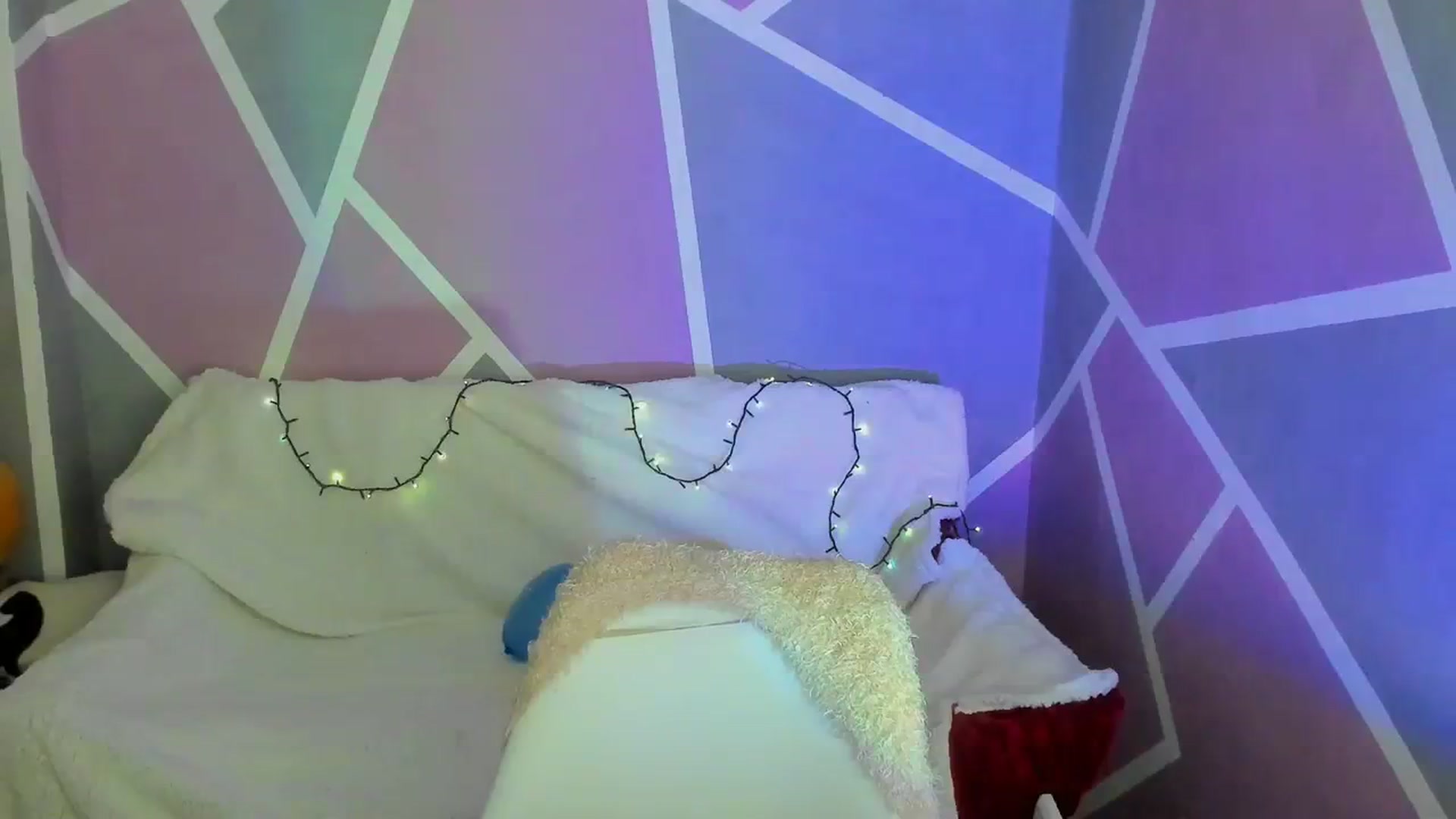 Gallery image thumbnail from Sexy_Ukr's myfreecams stream on, 04/11/2024, 15:03 image 15 of 20