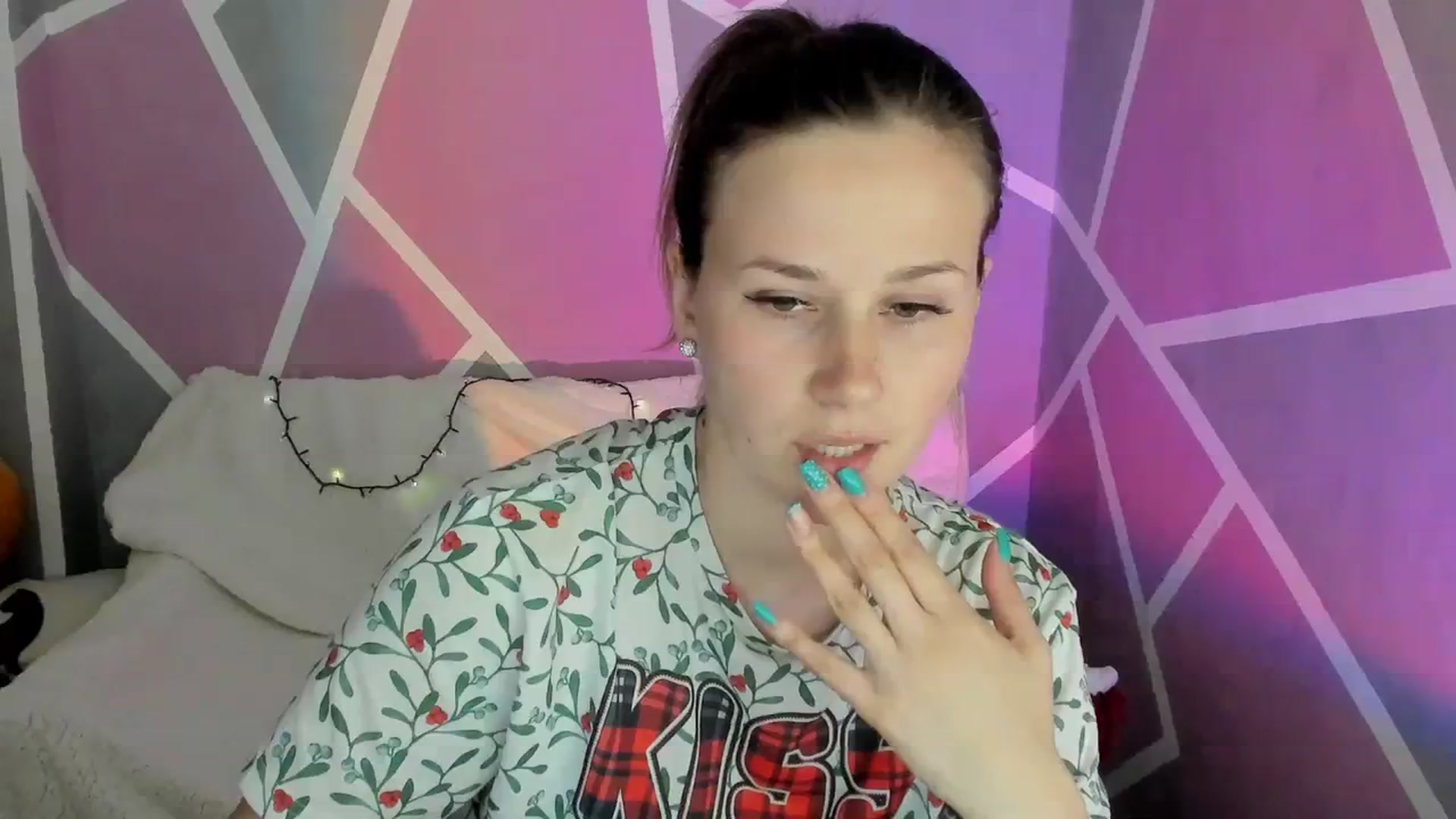 Gallery image thumbnail from Sexy_Ukr's myfreecams stream on, 04/11/2024, 15:03 image 4 of 20