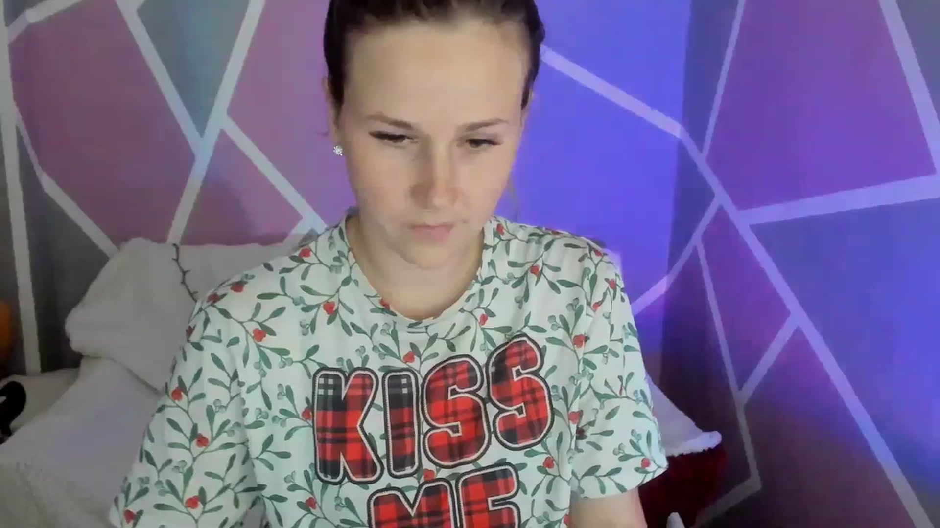 Gallery image thumbnail from Sexy_Ukr's myfreecams stream on, 04/11/2024, 15:03 image 17 of 20