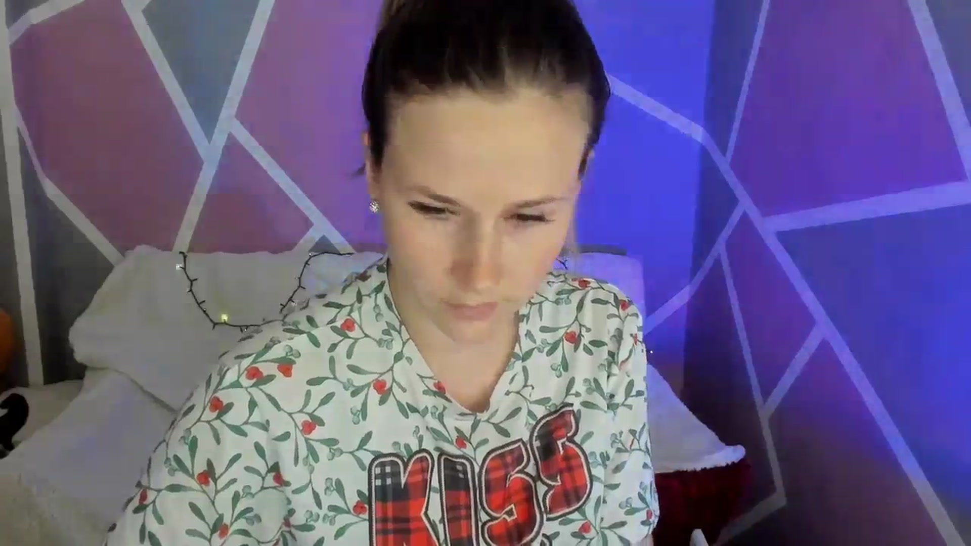 Gallery image thumbnail from Sexy_Ukr's myfreecams stream on, 04/11/2024, 15:03 image 11 of 20