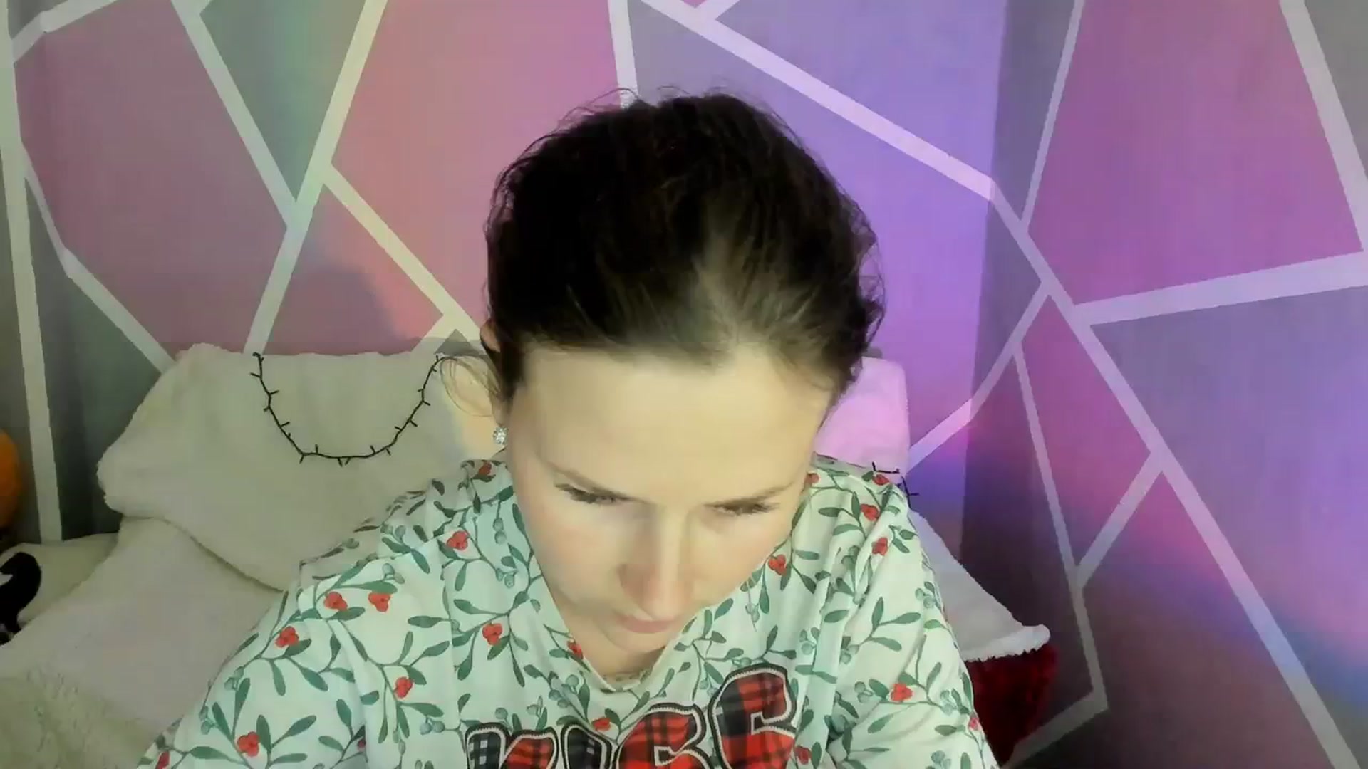 Gallery image thumbnail from Sexy_Ukr's myfreecams stream on, 04/11/2024, 15:03 image 1 of 20