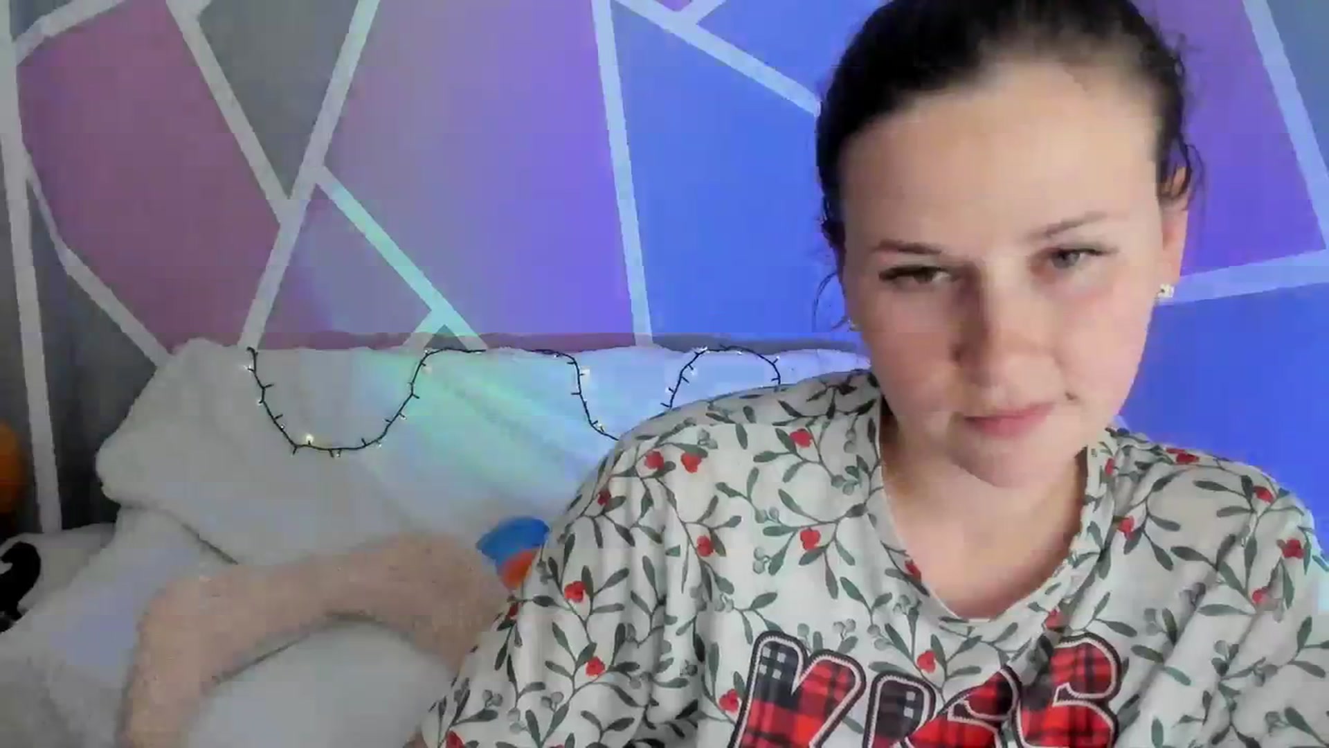 Gallery image thumbnail from Sexy_Ukr's myfreecams stream on, 04/11/2024, 16:42 image 16 of 20