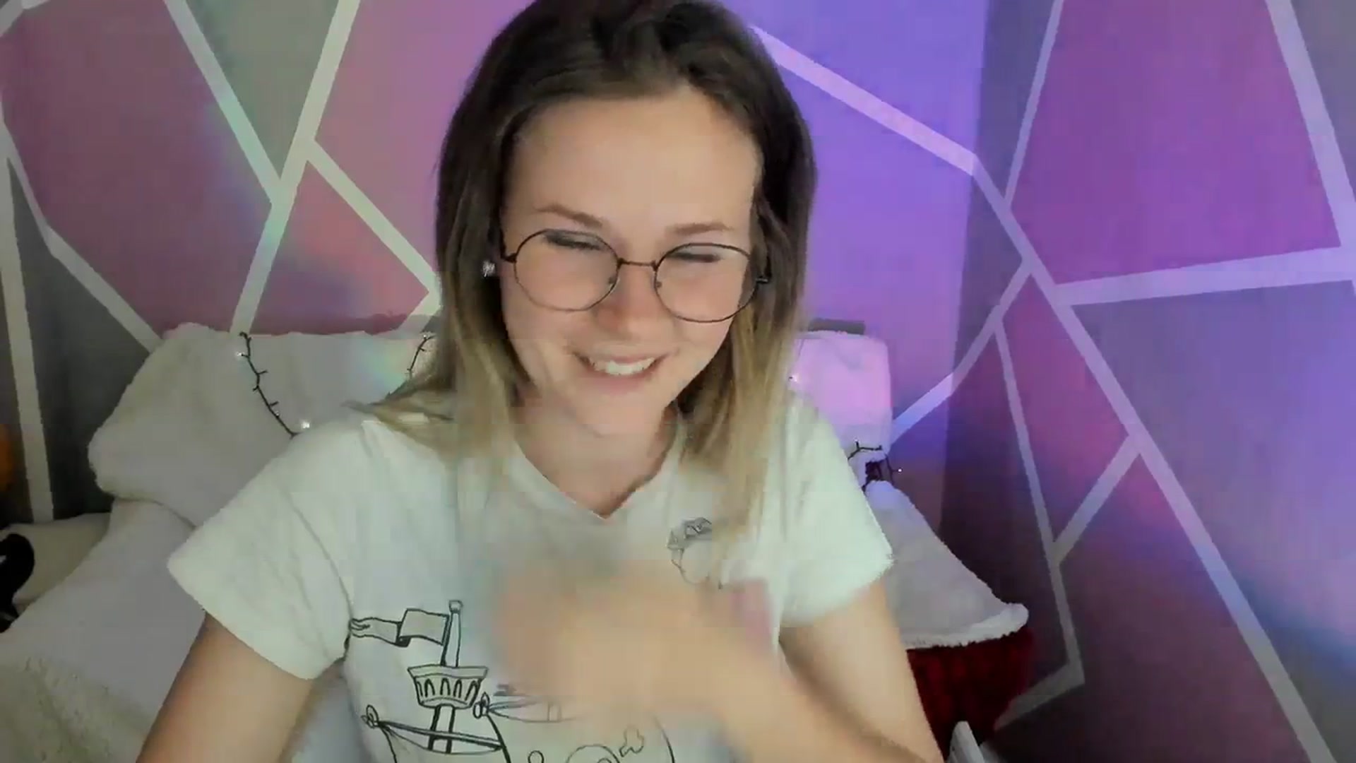 Gallery image thumbnail from Sexy_Ukr's myfreecams stream on, 04/13/2024, 16:09 image 18 of 20