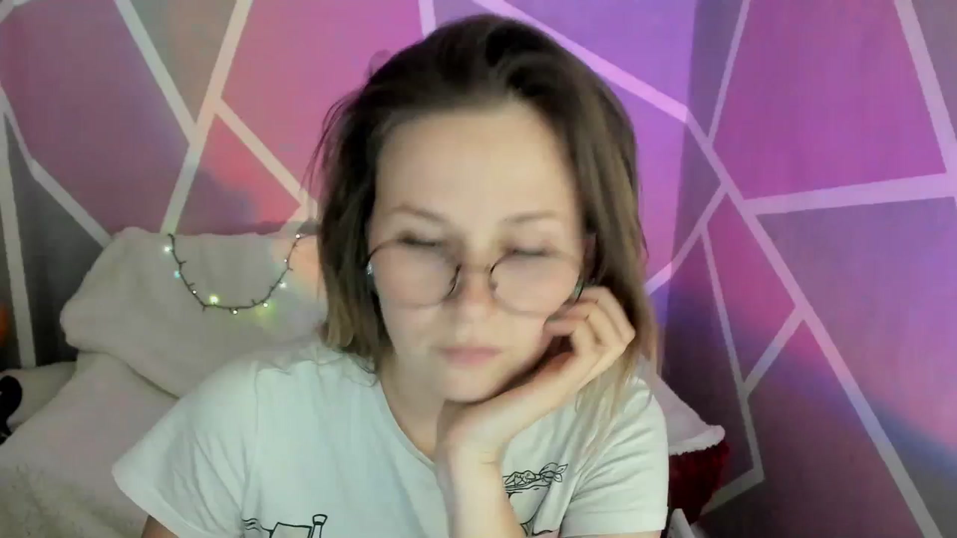 Gallery image thumbnail from Sexy_Ukr's myfreecams stream on, 04/13/2024, 16:09 image 1 of 20
