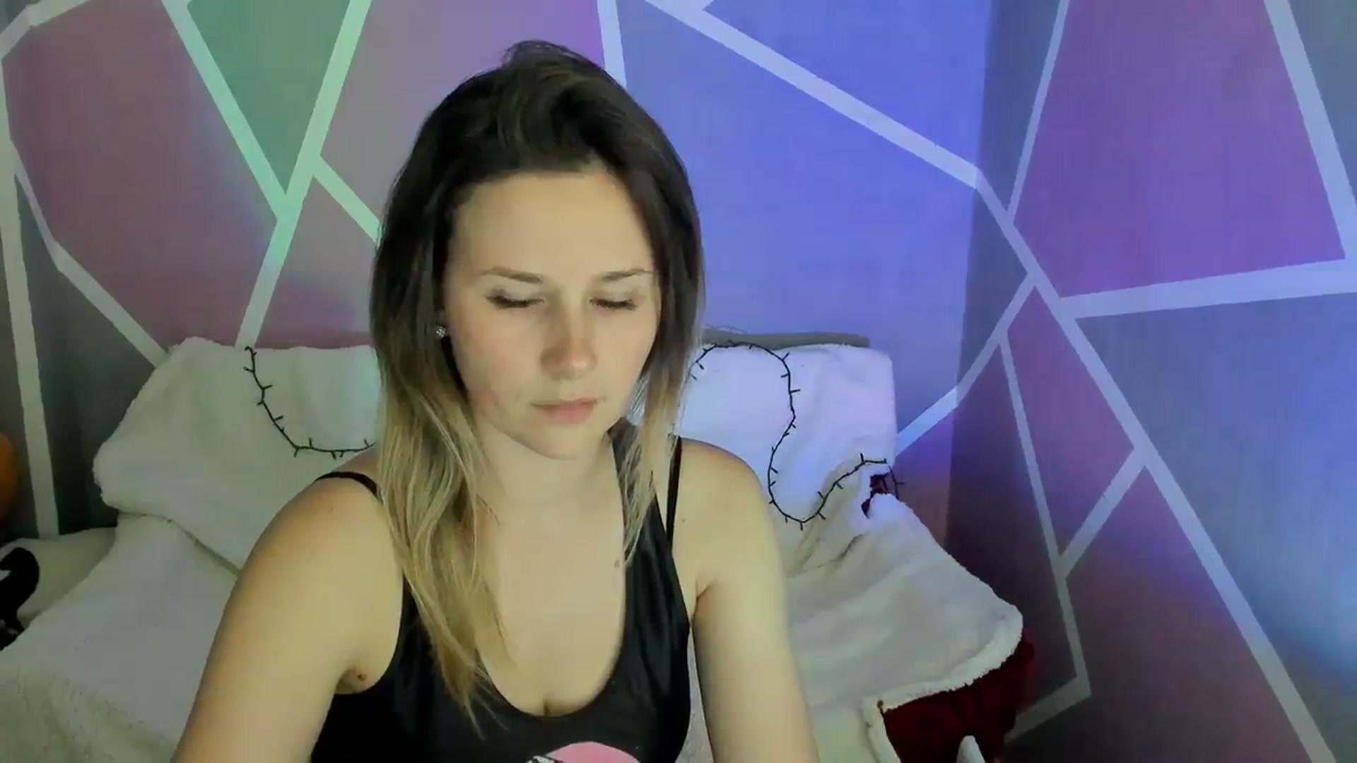Gallery image thumbnail from Sexy_Ukr's myfreecams stream on, 04/14/2024, 16:25 image 9 of 20