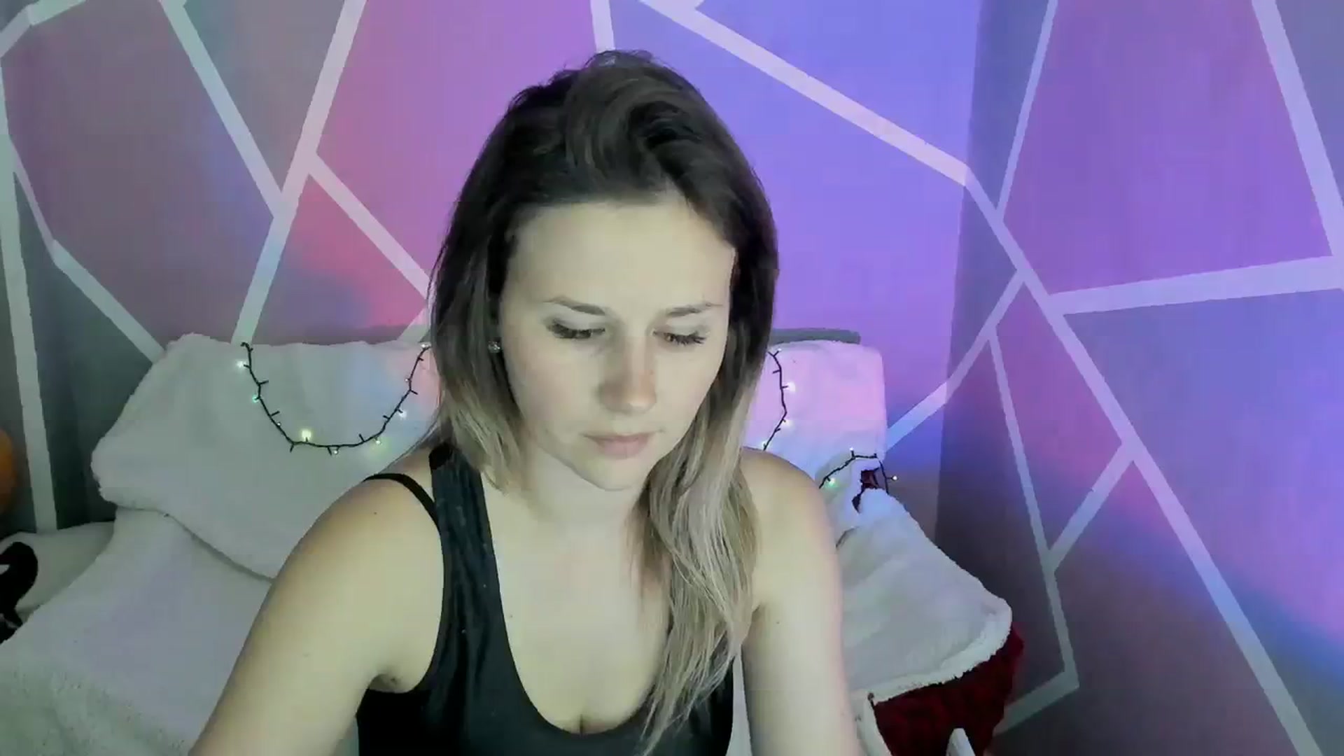Gallery image thumbnail from Sexy_Ukr's myfreecams stream on, 04/14/2024, 16:25 image 3 of 20