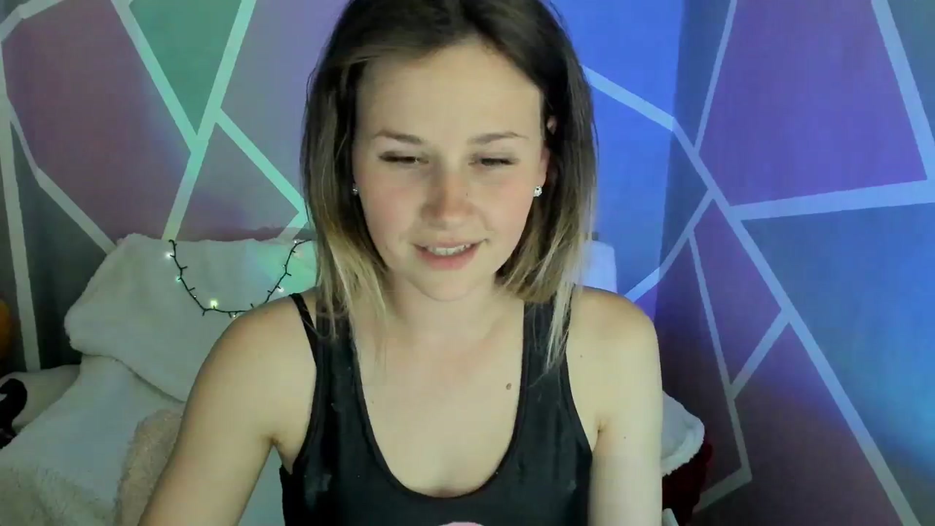 Gallery image thumbnail from Sexy_Ukr's myfreecams stream on, 04/14/2024, 17:07 image 15 of 20