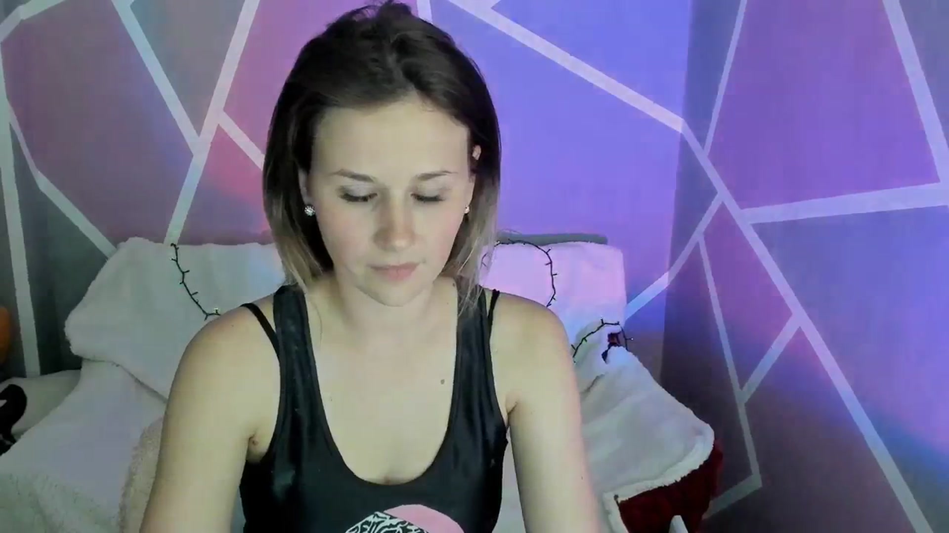 Gallery image thumbnail from Sexy_Ukr's myfreecams stream on, 04/14/2024, 17:07 image 10 of 20