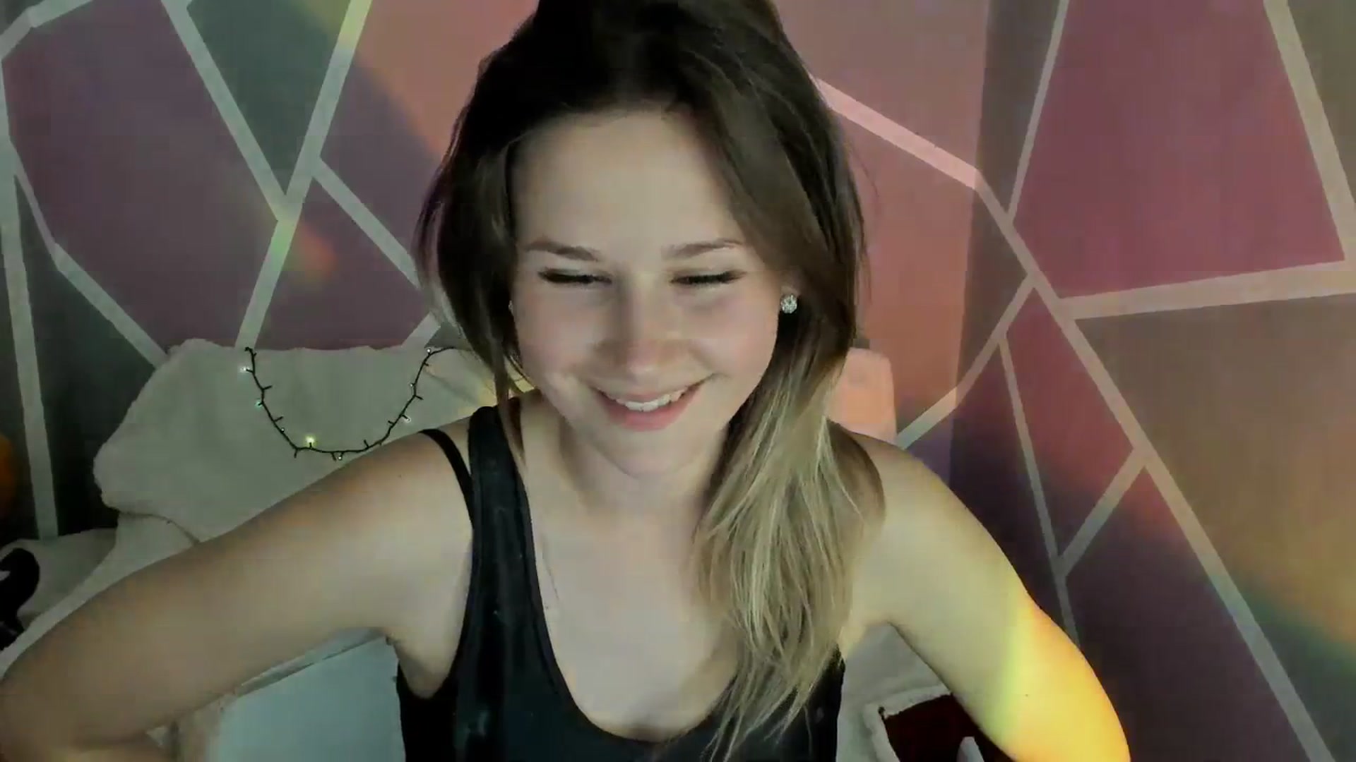 Gallery image thumbnail from Sexy_Ukr's myfreecams stream on, 04/14/2024, 17:07 image 2 of 20