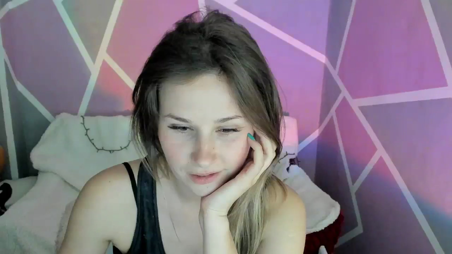 Gallery image thumbnail from Sexy_Ukr's myfreecams stream on, 04/14/2024, 17:07 image 5 of 20