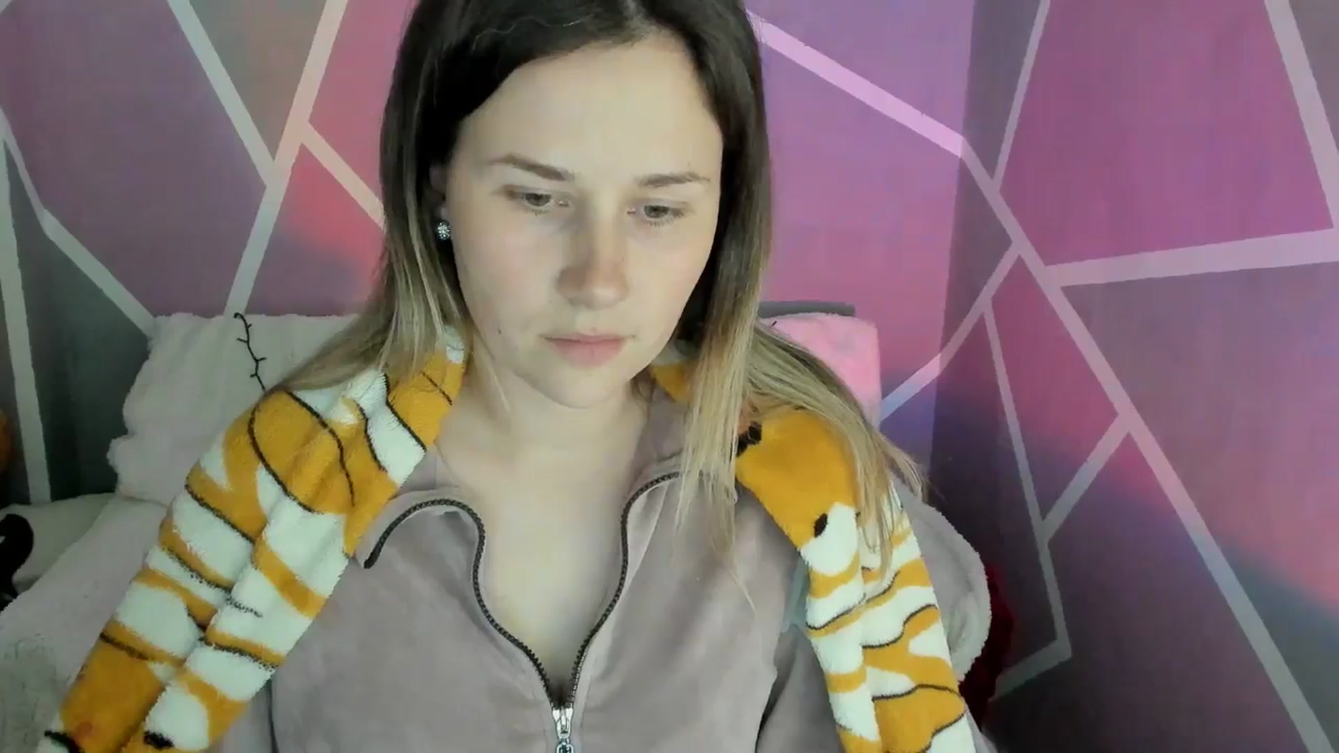 Gallery image thumbnail from Sexy_Ukr's myfreecams stream on, 04/21/2024, 16:31 image 19 of 20