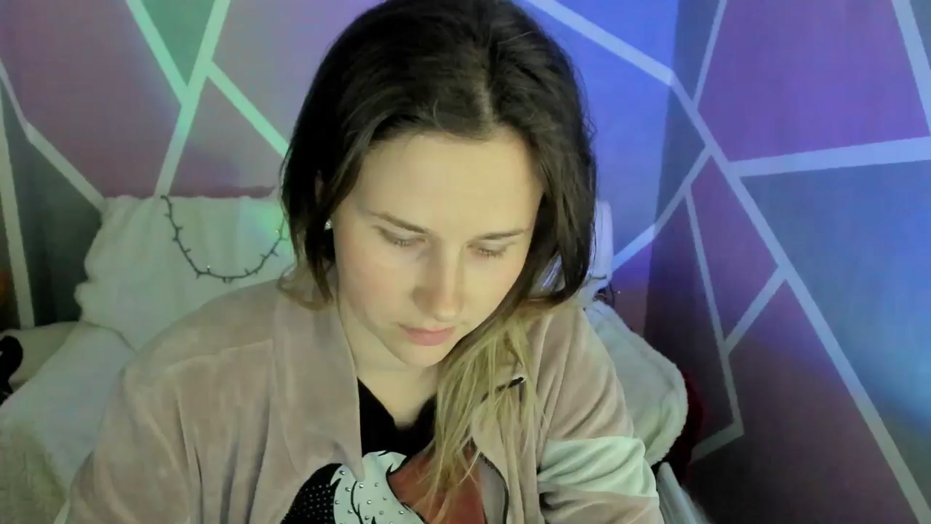 Gallery image thumbnail from Sexy_Ukr's myfreecams stream on, 04/22/2024, 19:52 image 1 of 20