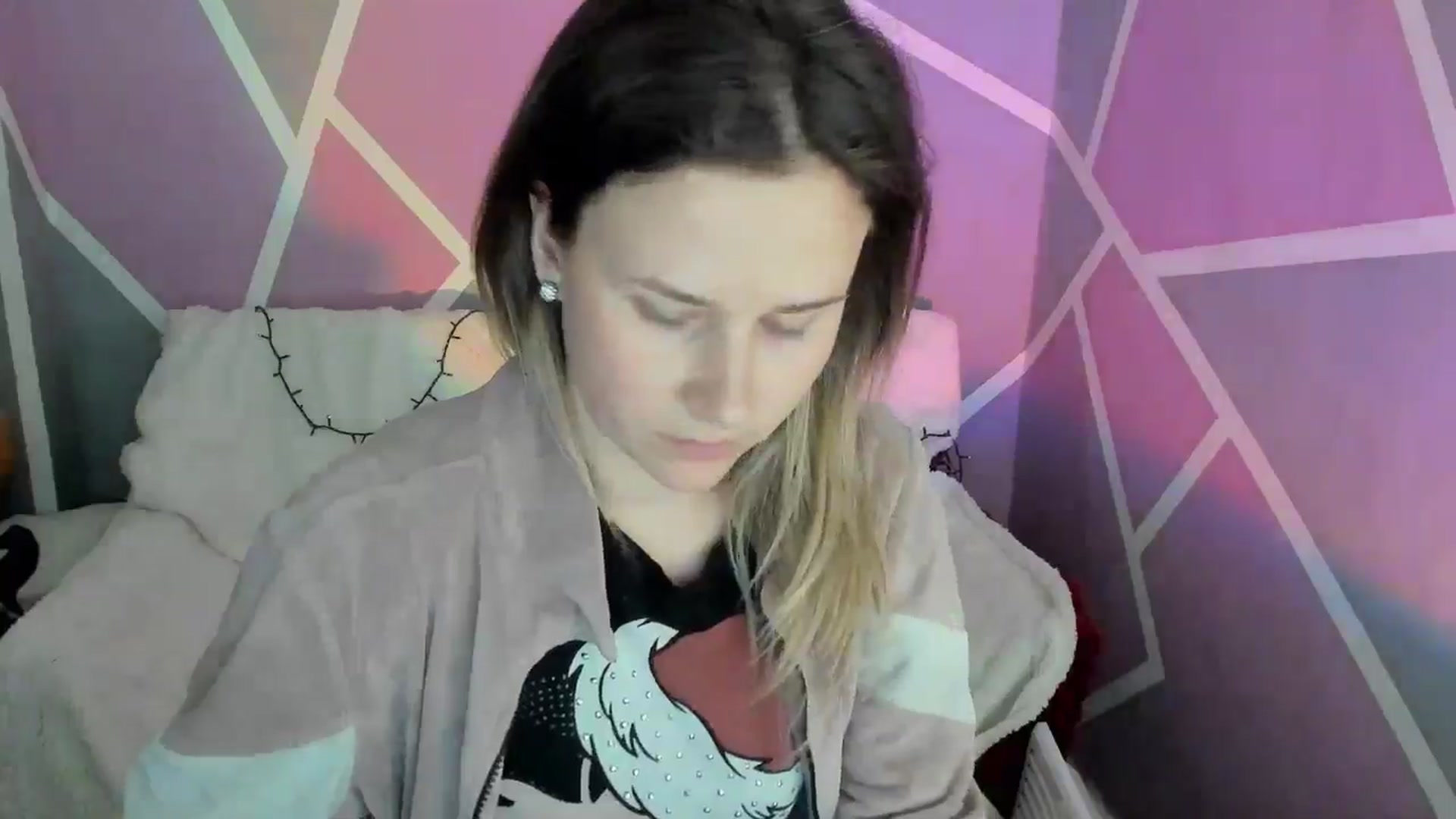 Gallery image thumbnail from Sexy_Ukr's myfreecams stream on, 04/22/2024, 19:52 image 3 of 20
