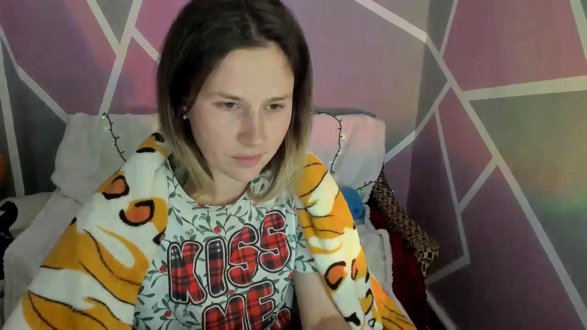Gallery image thumbnail from Sexy_Ukr's myfreecams stream on, 04/25/2024, 18:42 image 9 of 20