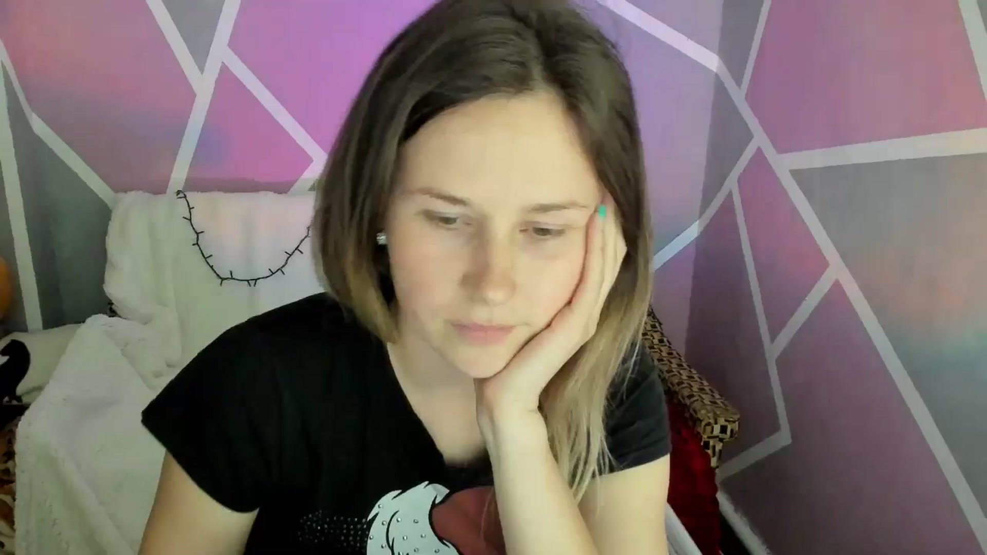 Gallery image thumbnail from Sexy_Ukr's myfreecams stream on, 04/27/2024, 17:05 image 13 of 20