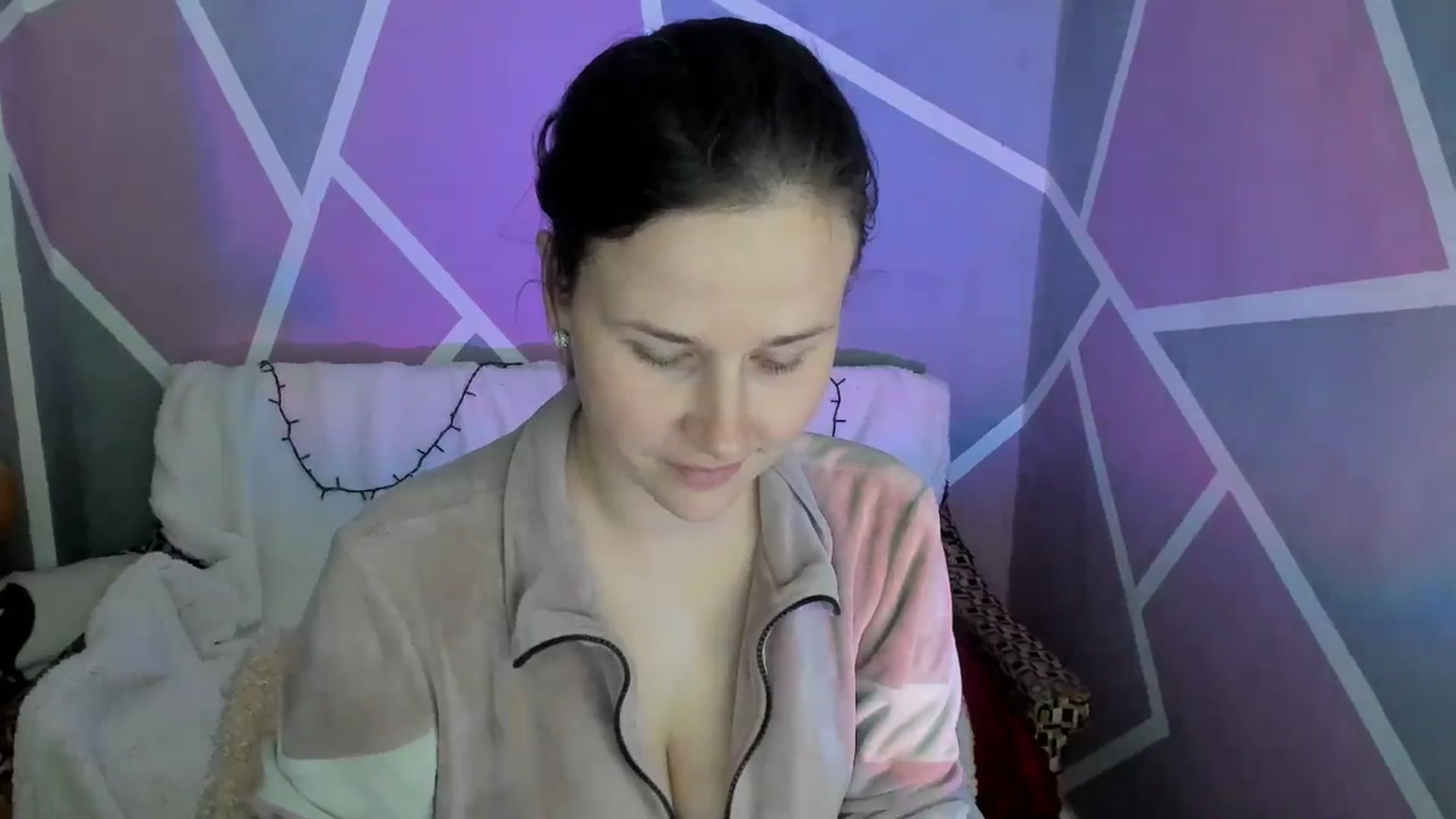 Gallery image thumbnail from Sexy_Ukr's myfreecams stream on, 04/28/2024, 18:59 image 5 of 20