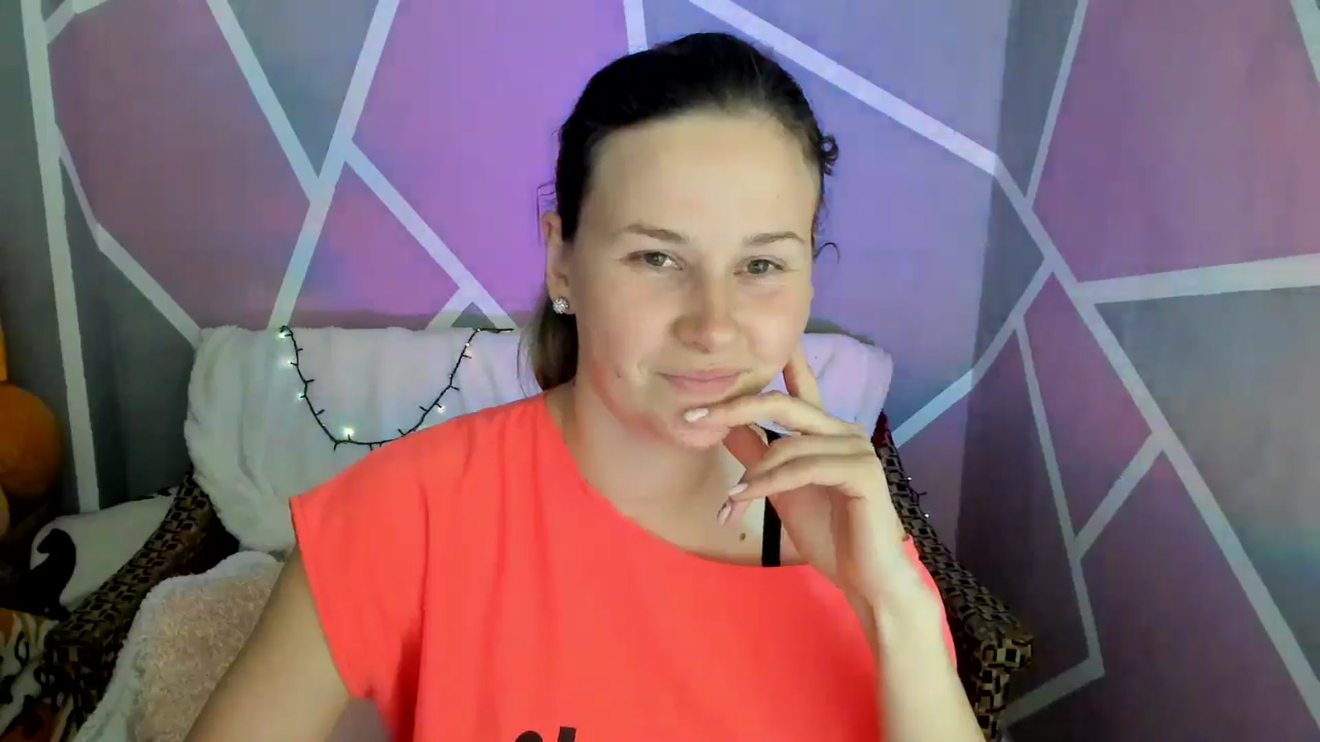 Gallery image thumbnail from Sexy_Ukr's myfreecams stream on, 05/02/2024, 20:06 image 8 of 20
