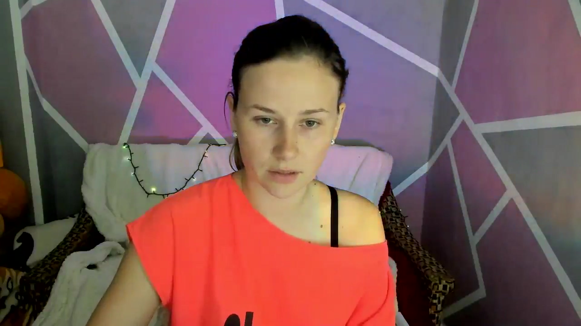 Gallery image thumbnail from Sexy_Ukr's myfreecams stream on, 05/02/2024, 20:06 image 3 of 20