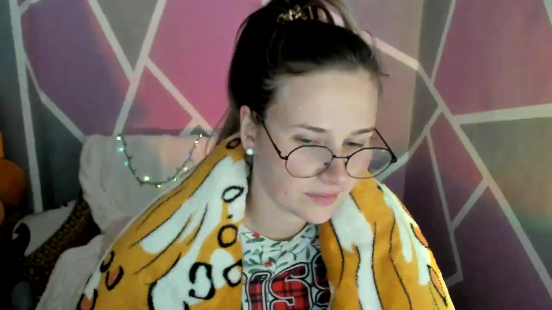 Gallery image thumbnail from Sexy_Ukr's myfreecams stream on, 05/13/2024, 18:39 image 5 of 20