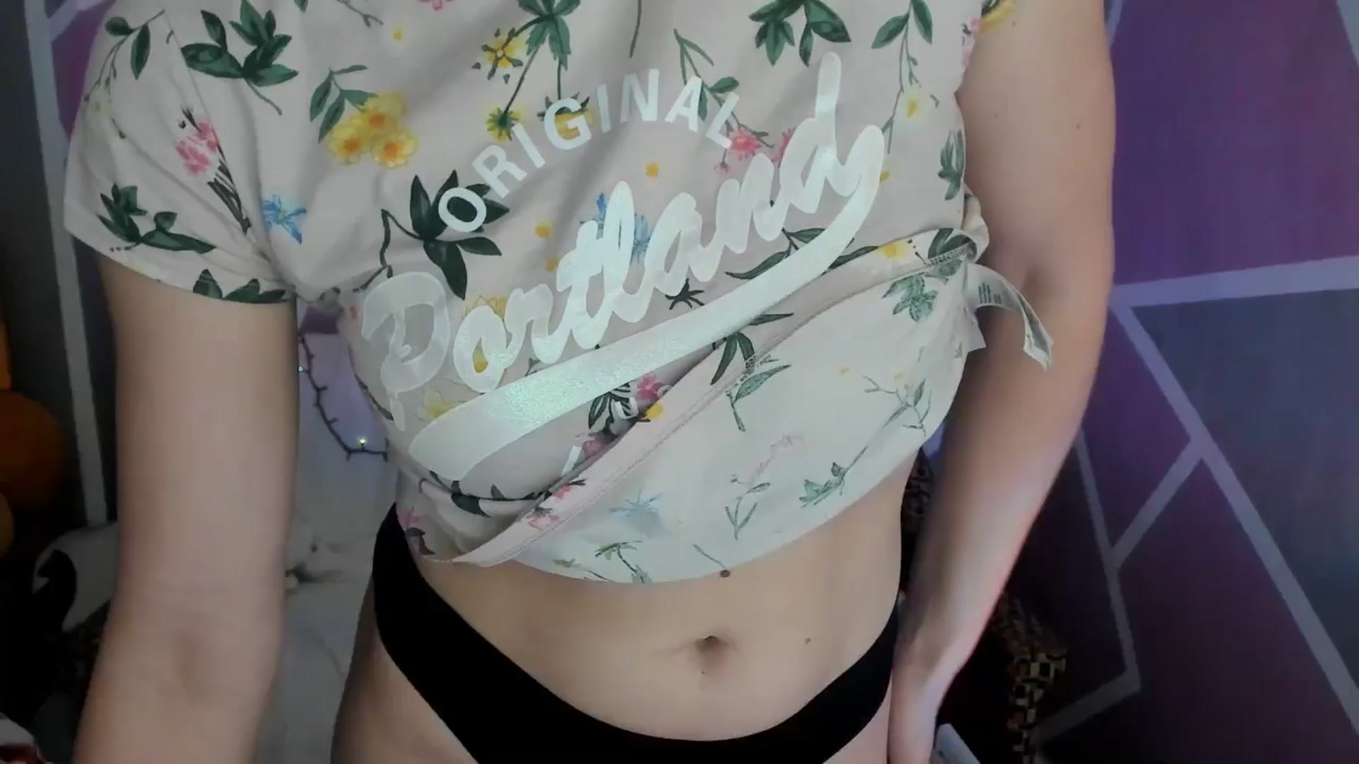 Gallery image thumbnail from Sexy_Ukr's myfreecams stream on, 05/18/2024, 17:12 image 16 of 20