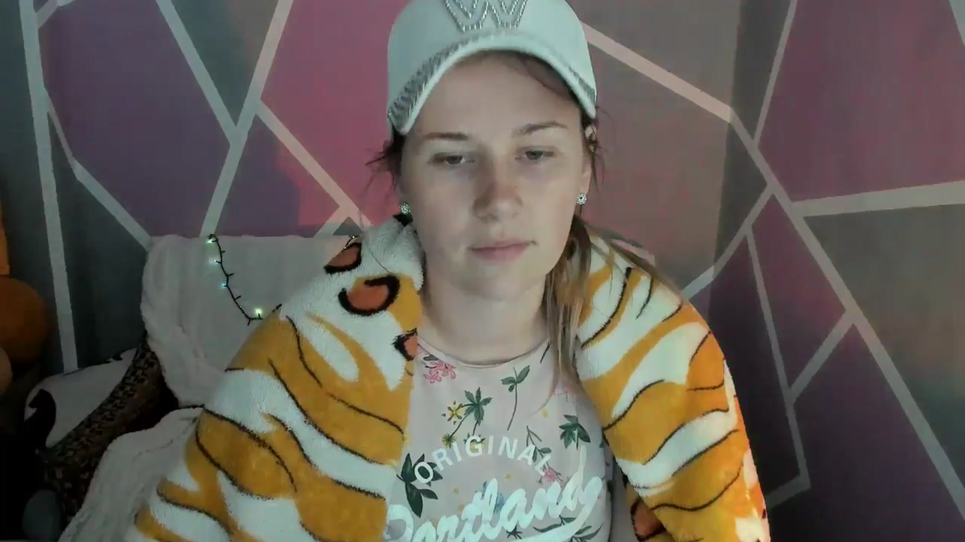 Gallery image thumbnail from Sexy_Ukr's myfreecams stream on, 05/18/2024, 17:12 image 4 of 20