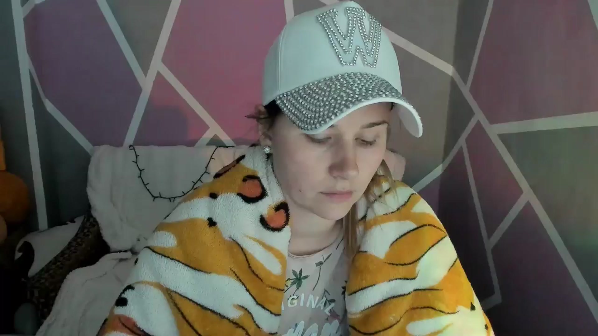 Gallery image thumbnail from Sexy_Ukr's myfreecams stream on, 05/18/2024, 17:12 image 1 of 20
