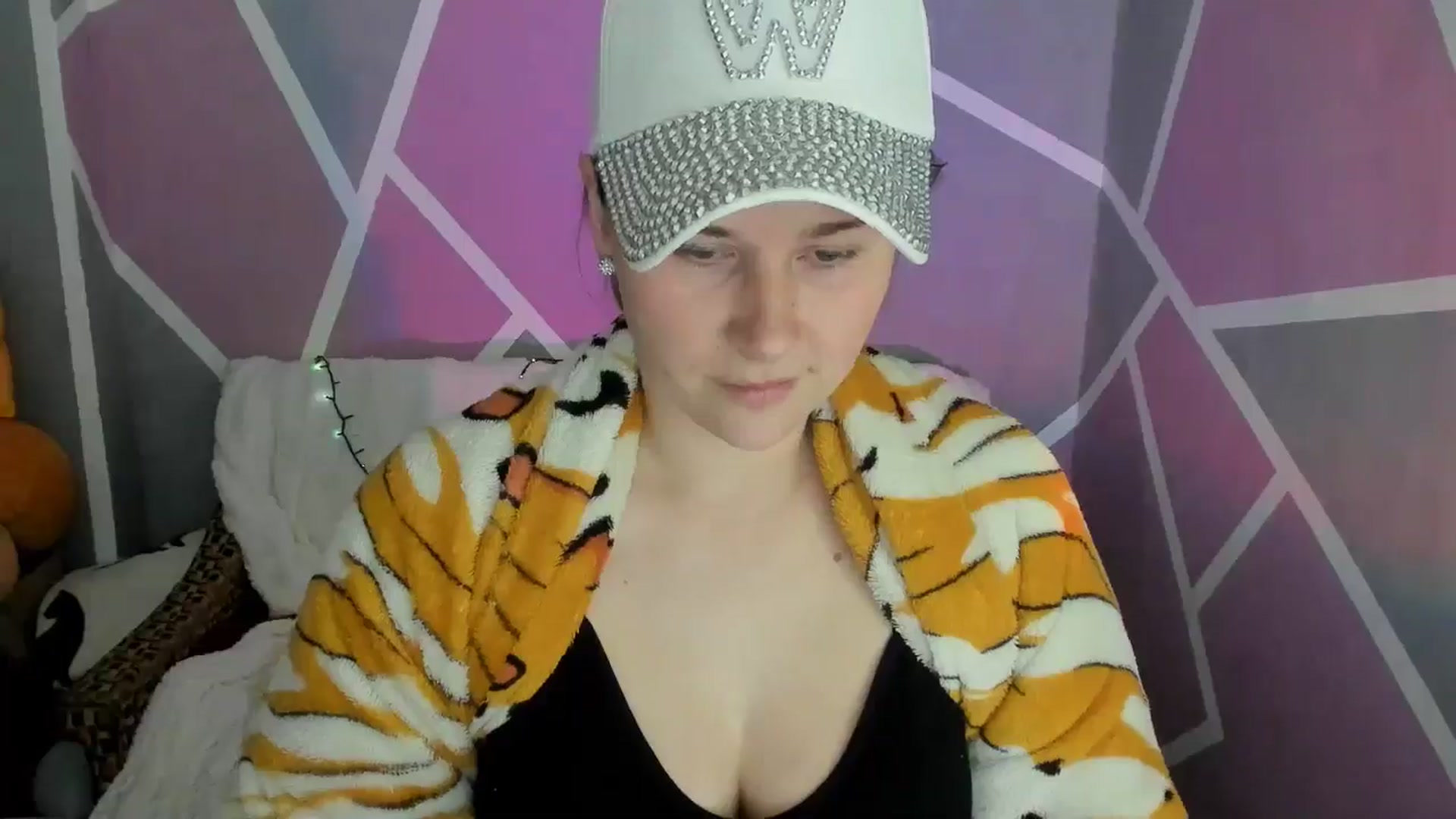 Gallery image thumbnail from Sexy_Ukr's myfreecams stream on, 05/18/2024, 17:12 image 20 of 20