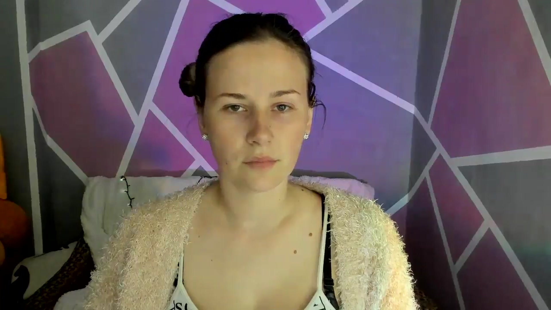 Gallery image thumbnail from Sexy_Ukr's myfreecams stream on, 05/19/2024, 16:16 image 2 of 20