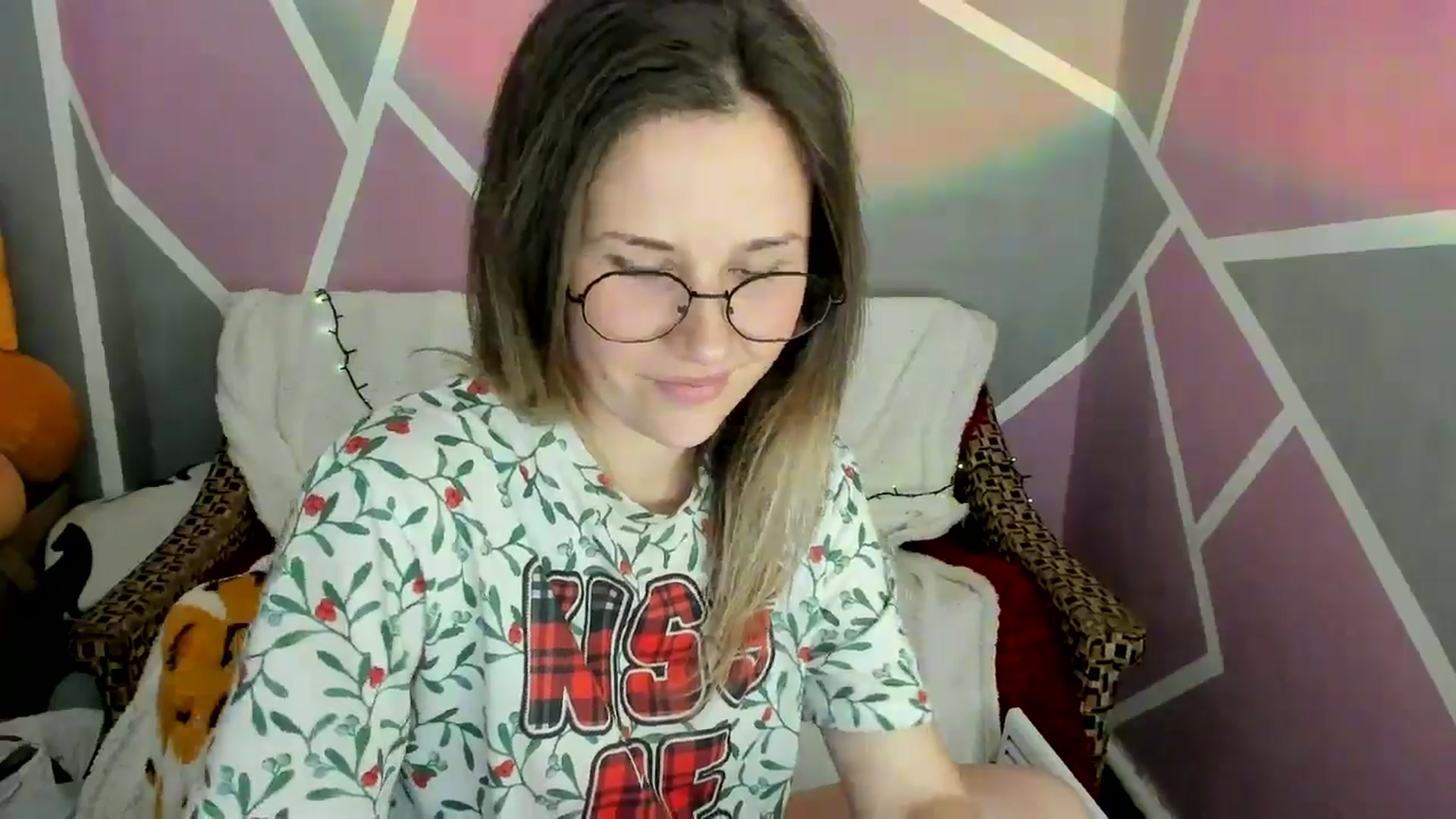 Gallery image thumbnail from Sexy_Ukr's myfreecams stream on, 05/20/2024, 16:16 image 14 of 20