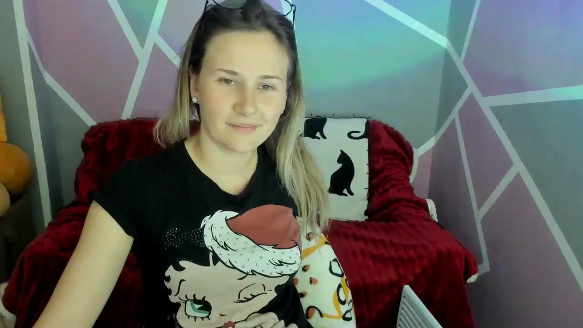 Gallery image thumbnail from Sexy_Ukr's myfreecams stream on, 05/24/2024, 15:31 image 17 of 20